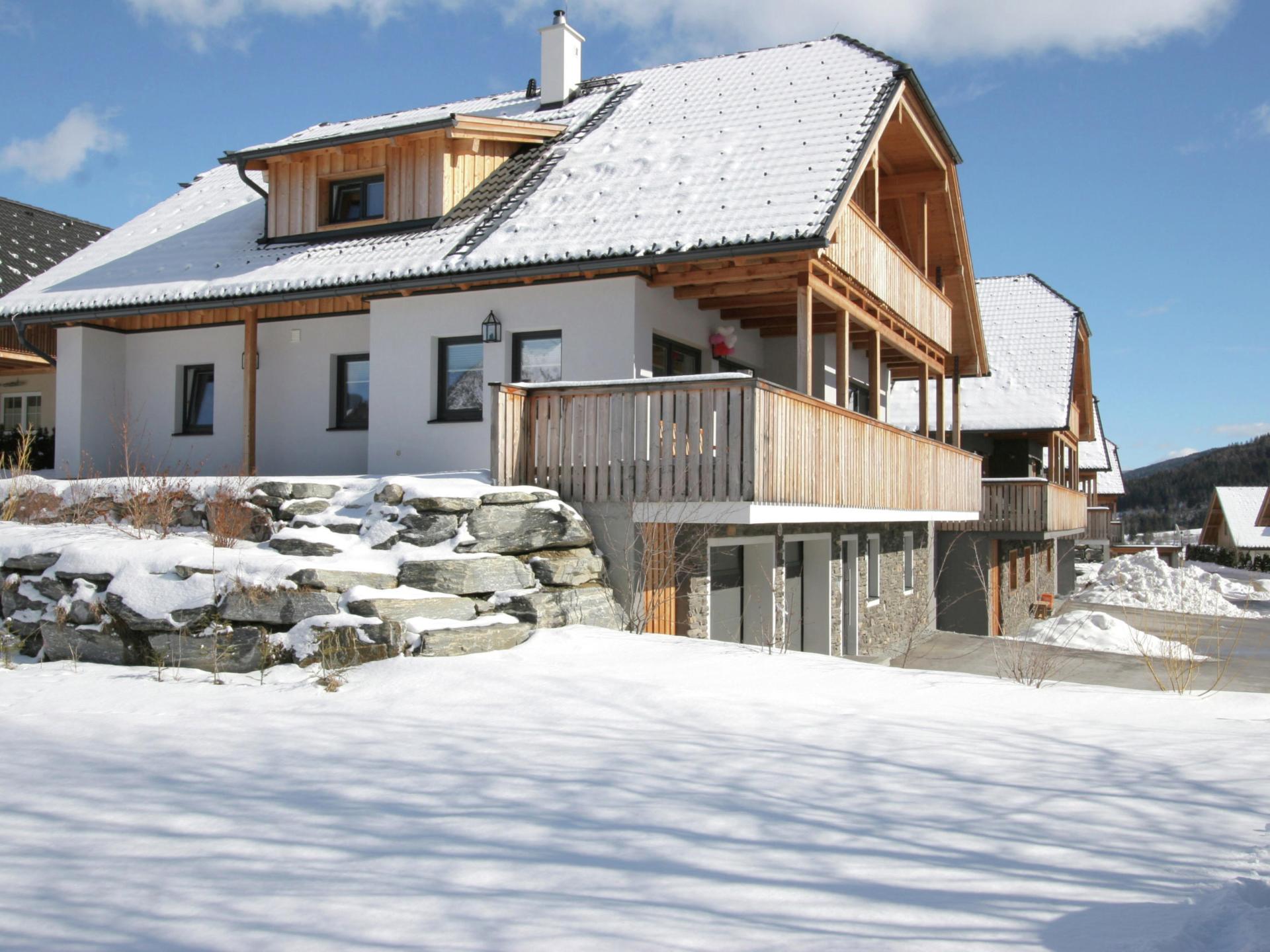 Zeer ruim en luxe chalet met wellness en sauna