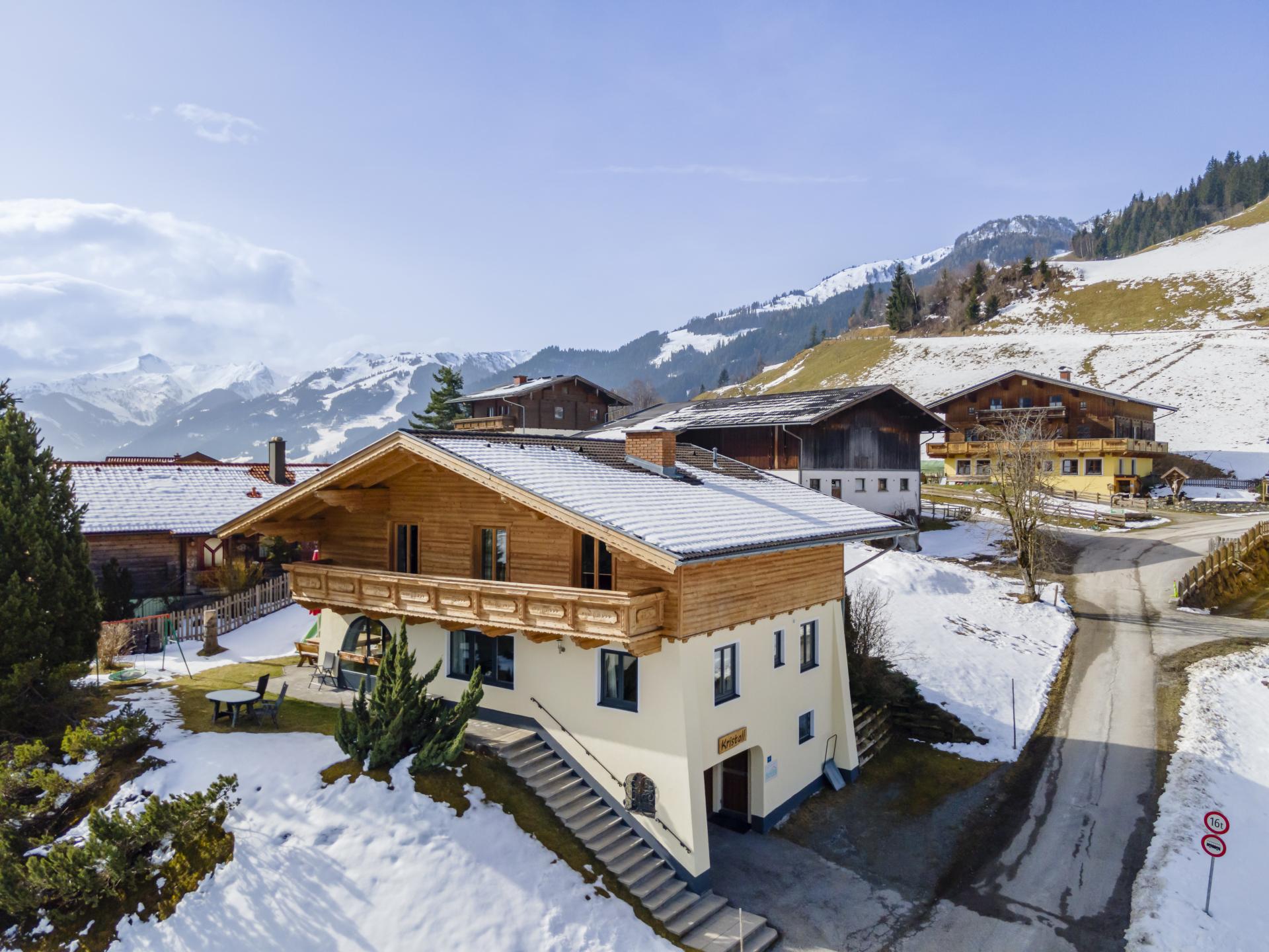 Vrijstaand chalet met tuin, wellness en uitzicht