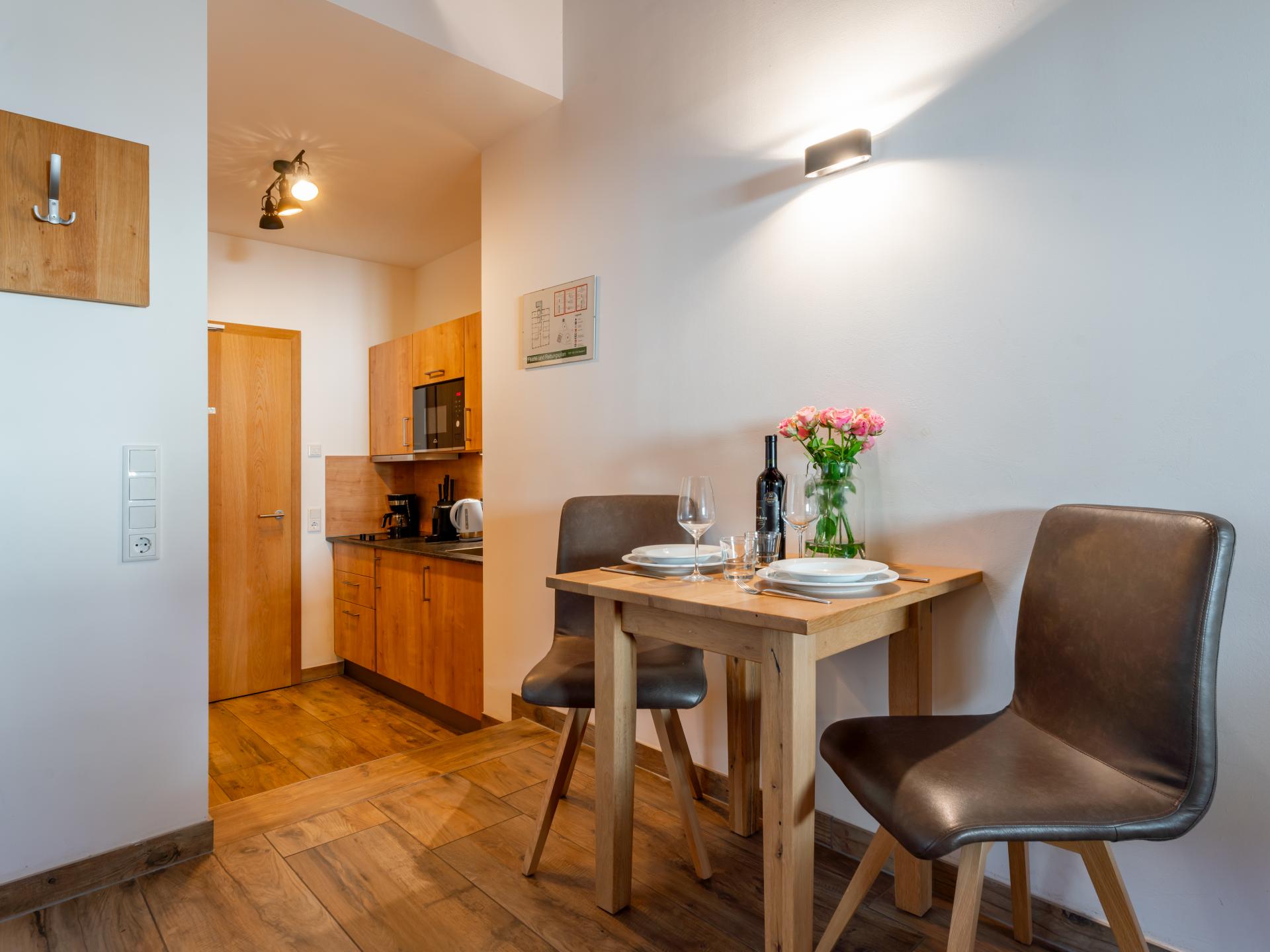Studio met balkon en gedeelde sauna en fitness