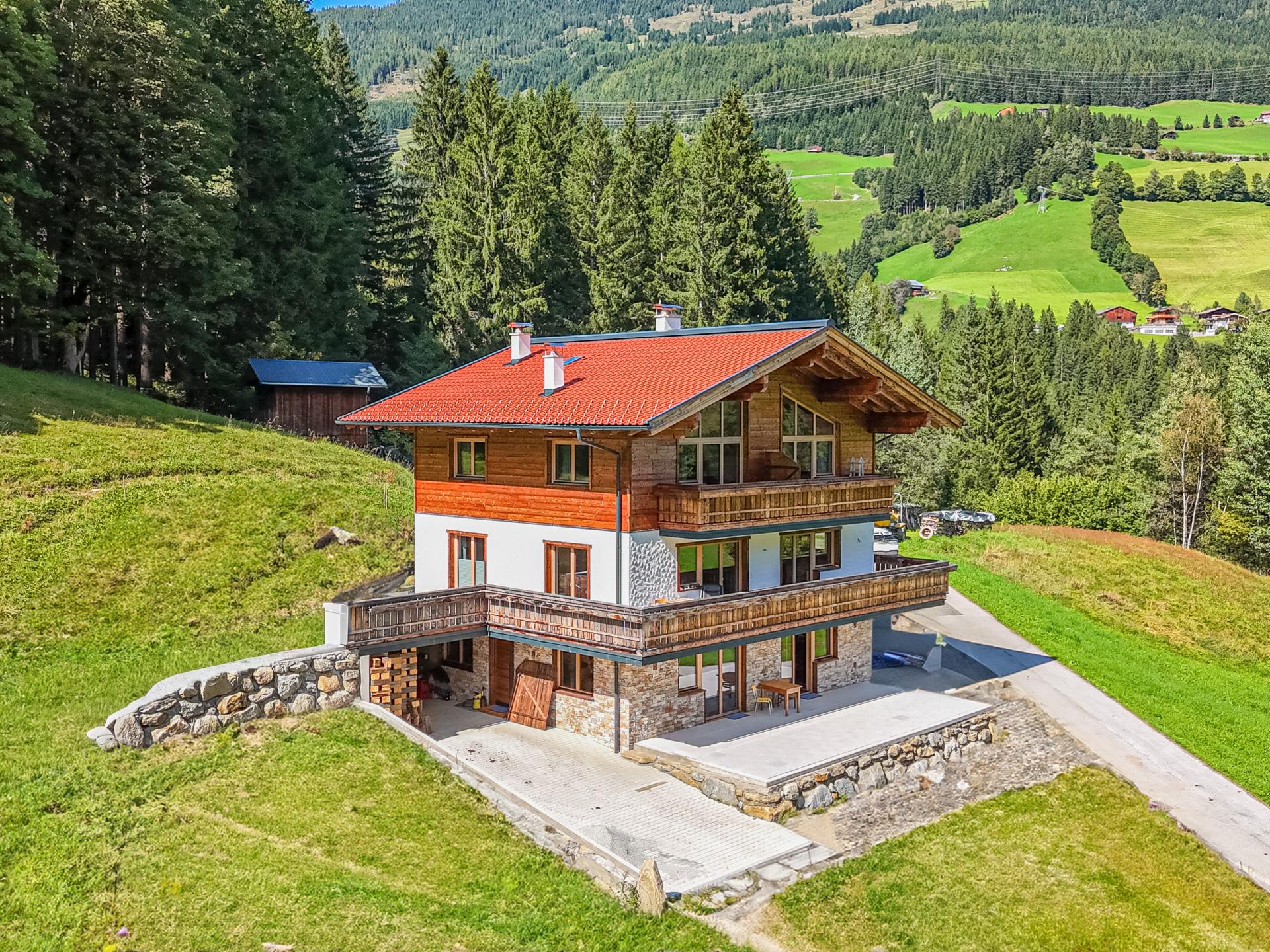 Stijlvolle vakantiewoning op natuurlijke locatie