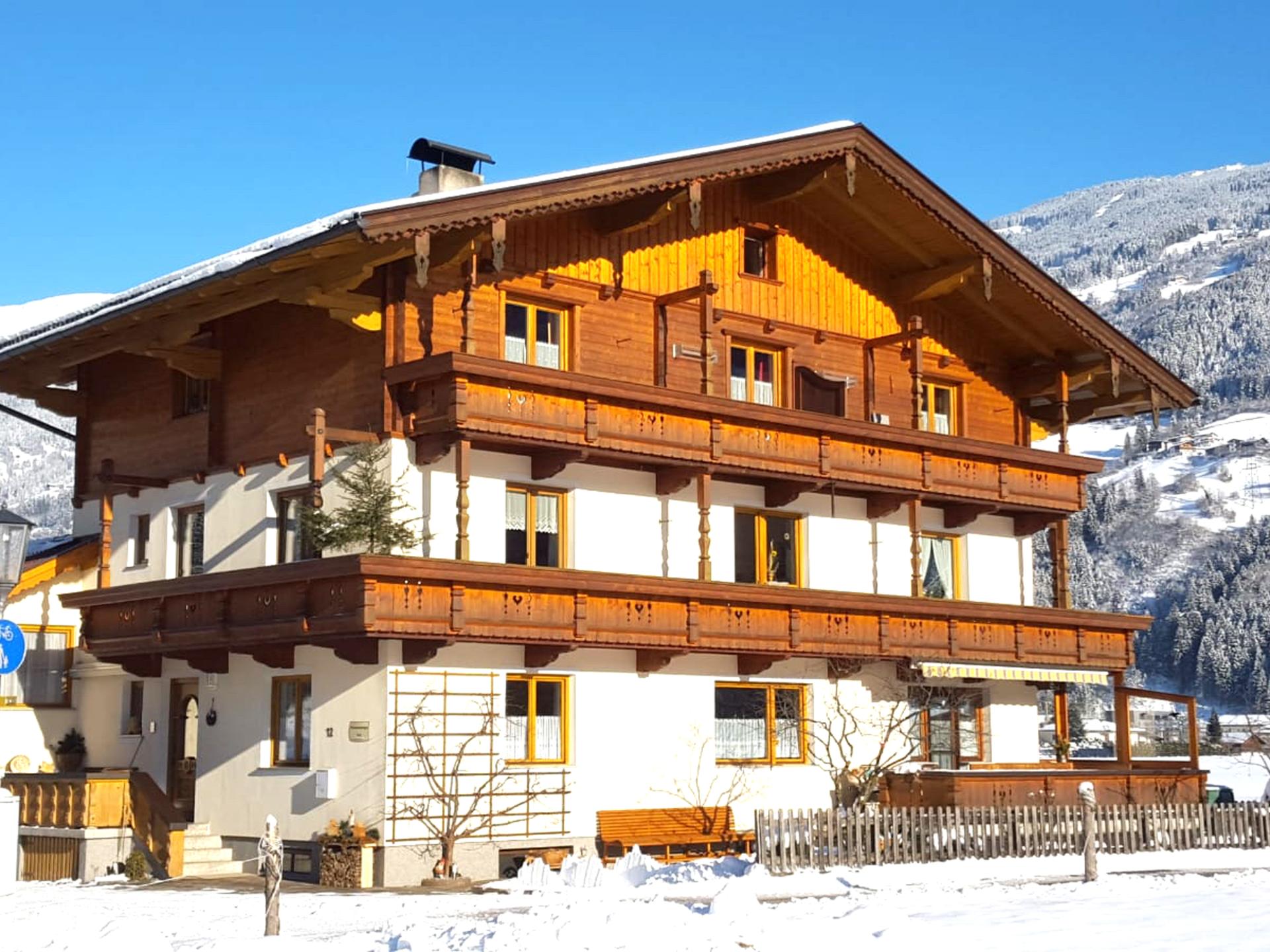 Mooi appartement met balkon in Zell am Ziller
