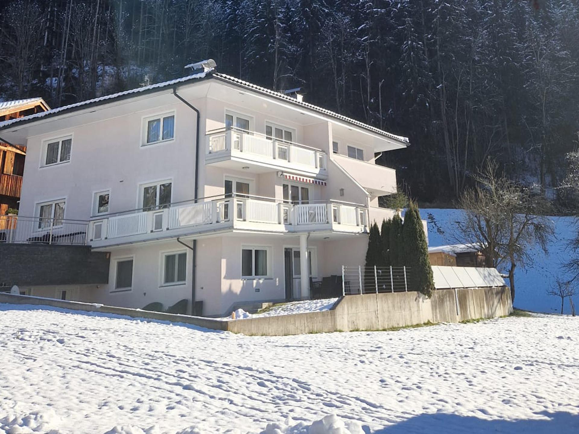 Mooi halfvrijstaand huis in Mayrhofen-Ramsau