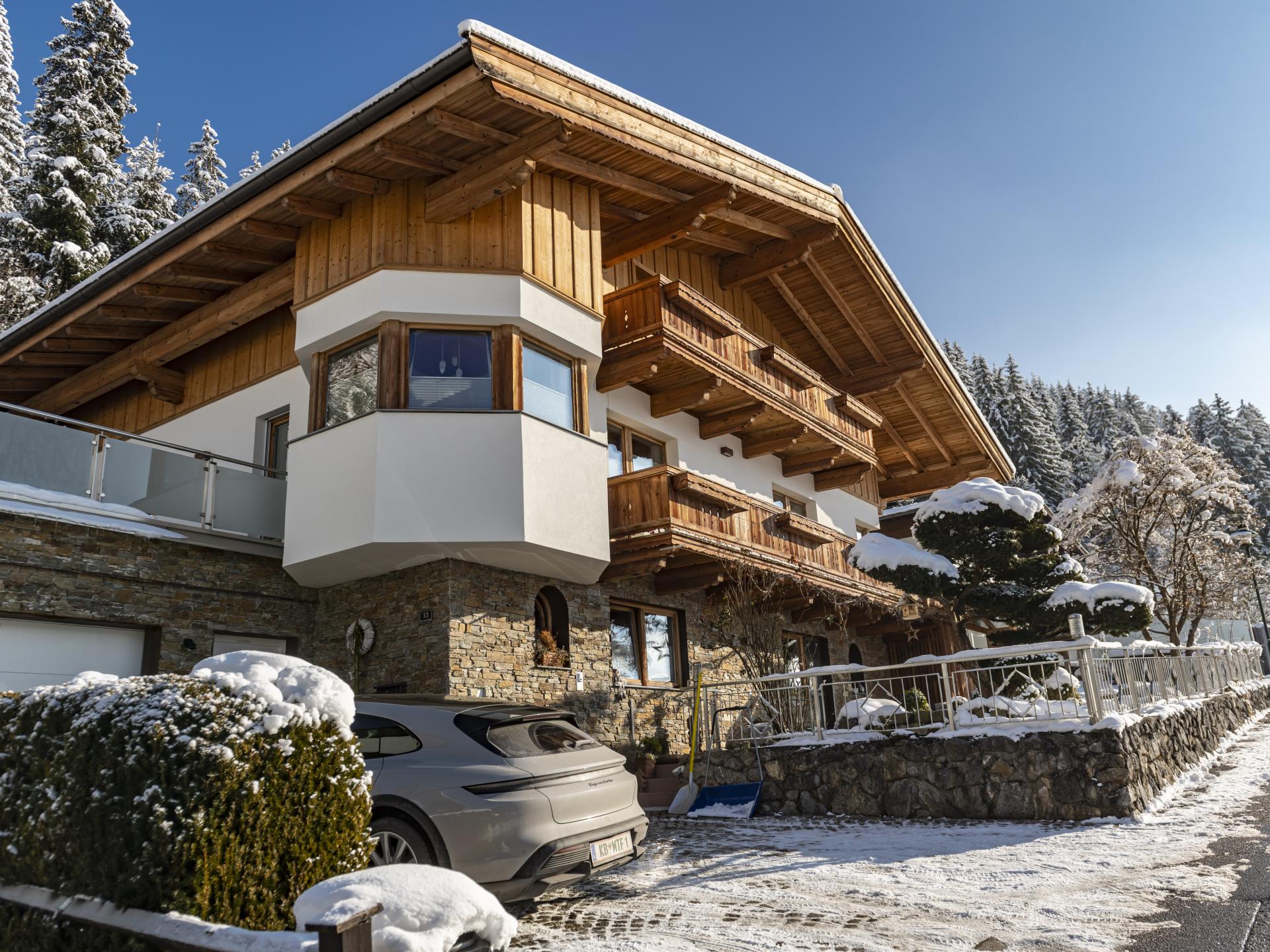 Groot appartement met sauna, 200m van de skibus