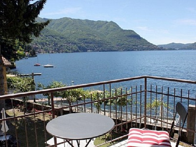 Appartement "Largo Como" in Pognana Lario, Comomeer (2 tot 4 personen)