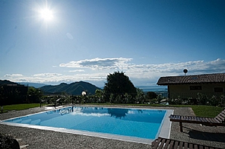 Villa "Bardolini" in Salo, Gardameer (8)