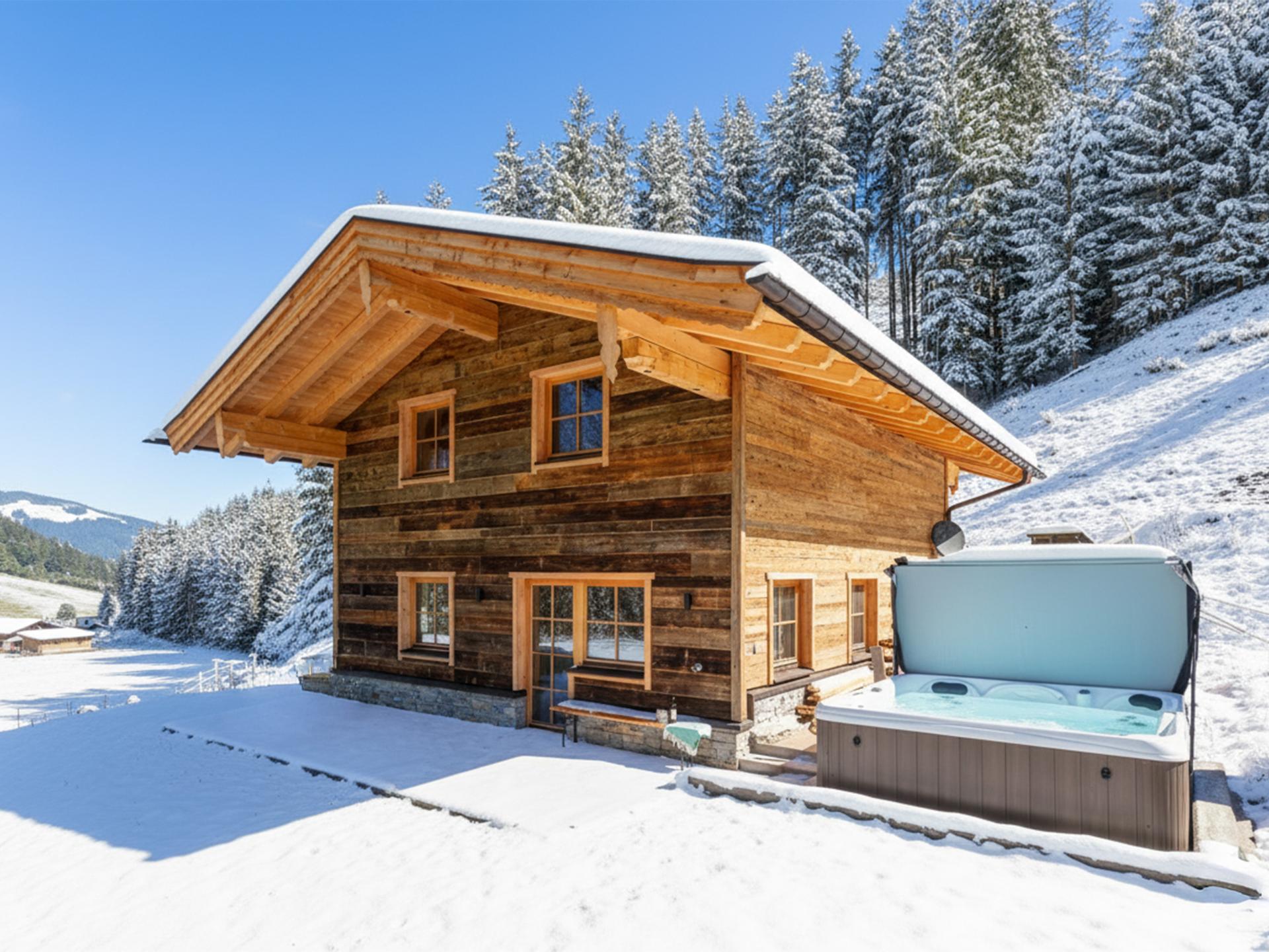 Uniek gelegen chalet in Tirol met wellness