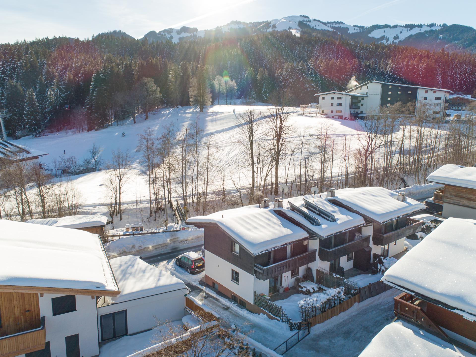 Sfeervol vakantiehuis direct aan de piste van Kirchberg