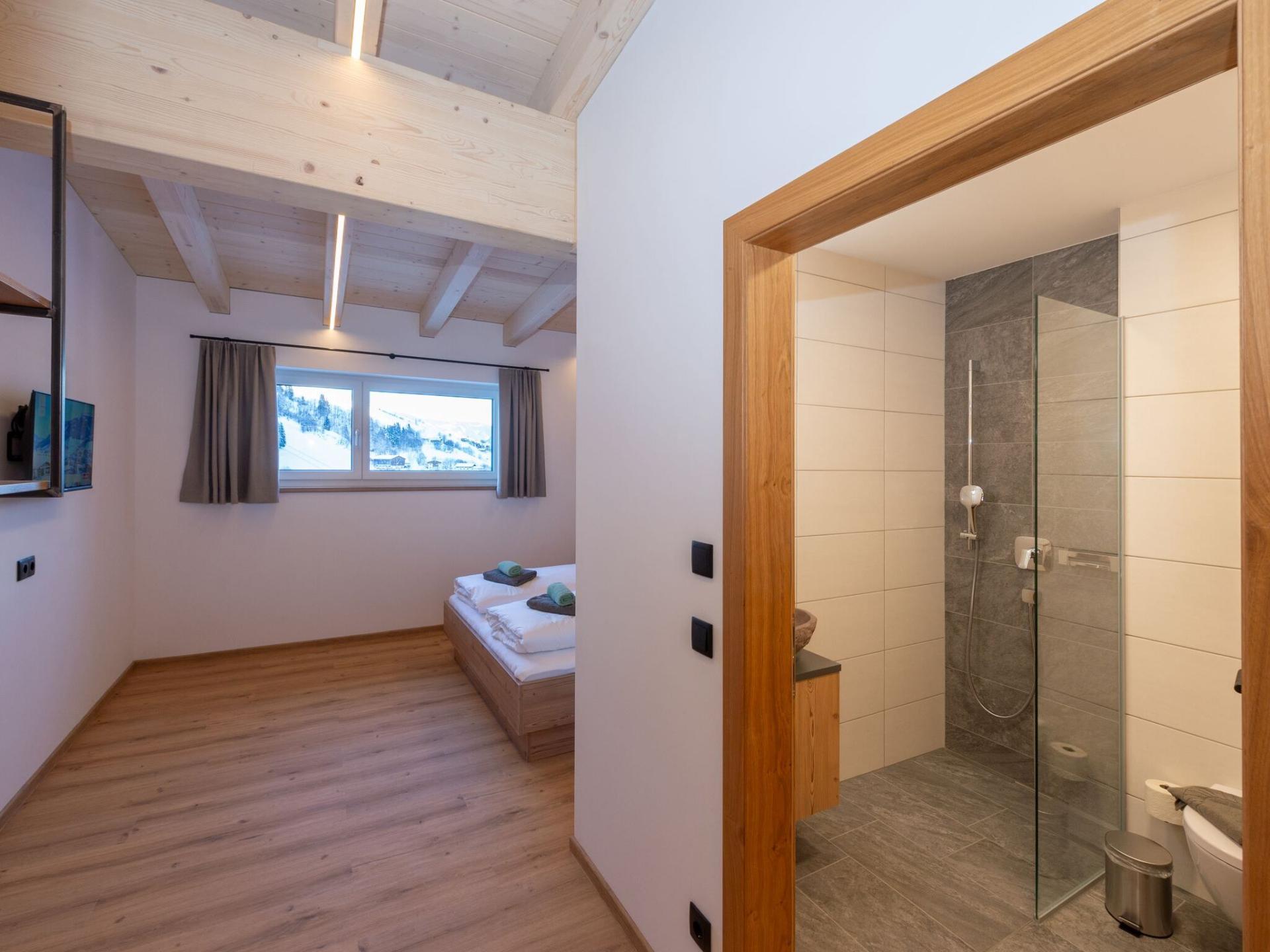 Ski-Inn, ski-out in Alpine style en buitensauna