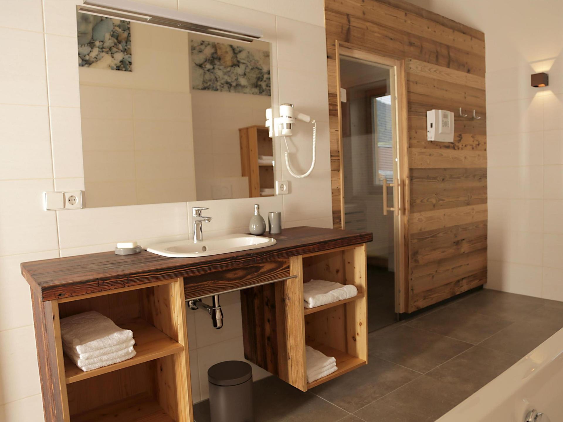 Chalet met sauna voor natuurvakantie in dorpje