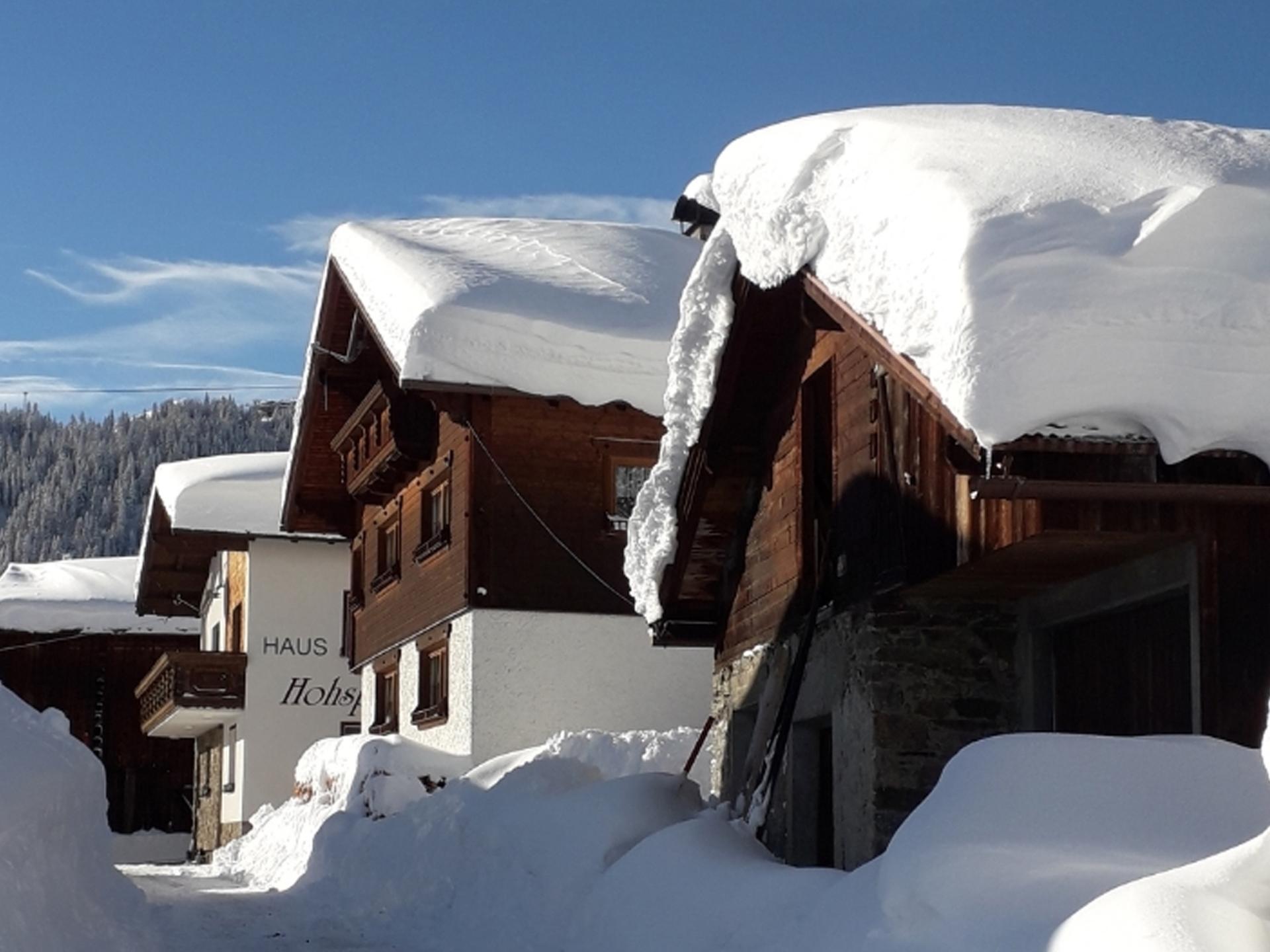 Ruime vakantiewoning met skibus voor de deur
