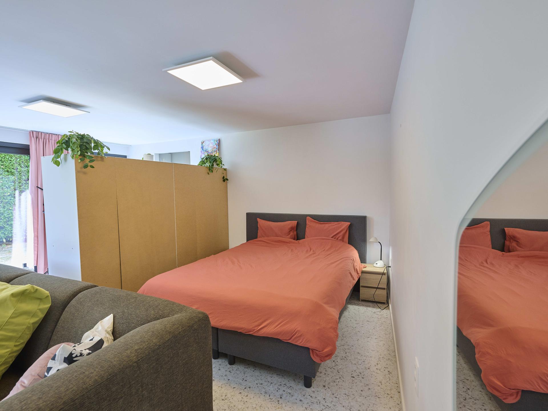 Lichte en moderne studio in Mol
