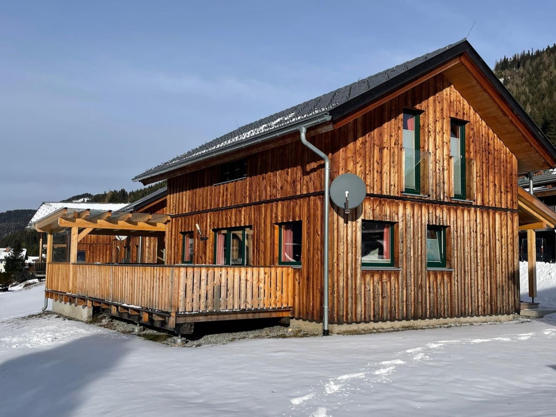 Luxe chalet aan de piste met sauna en bubbelbad