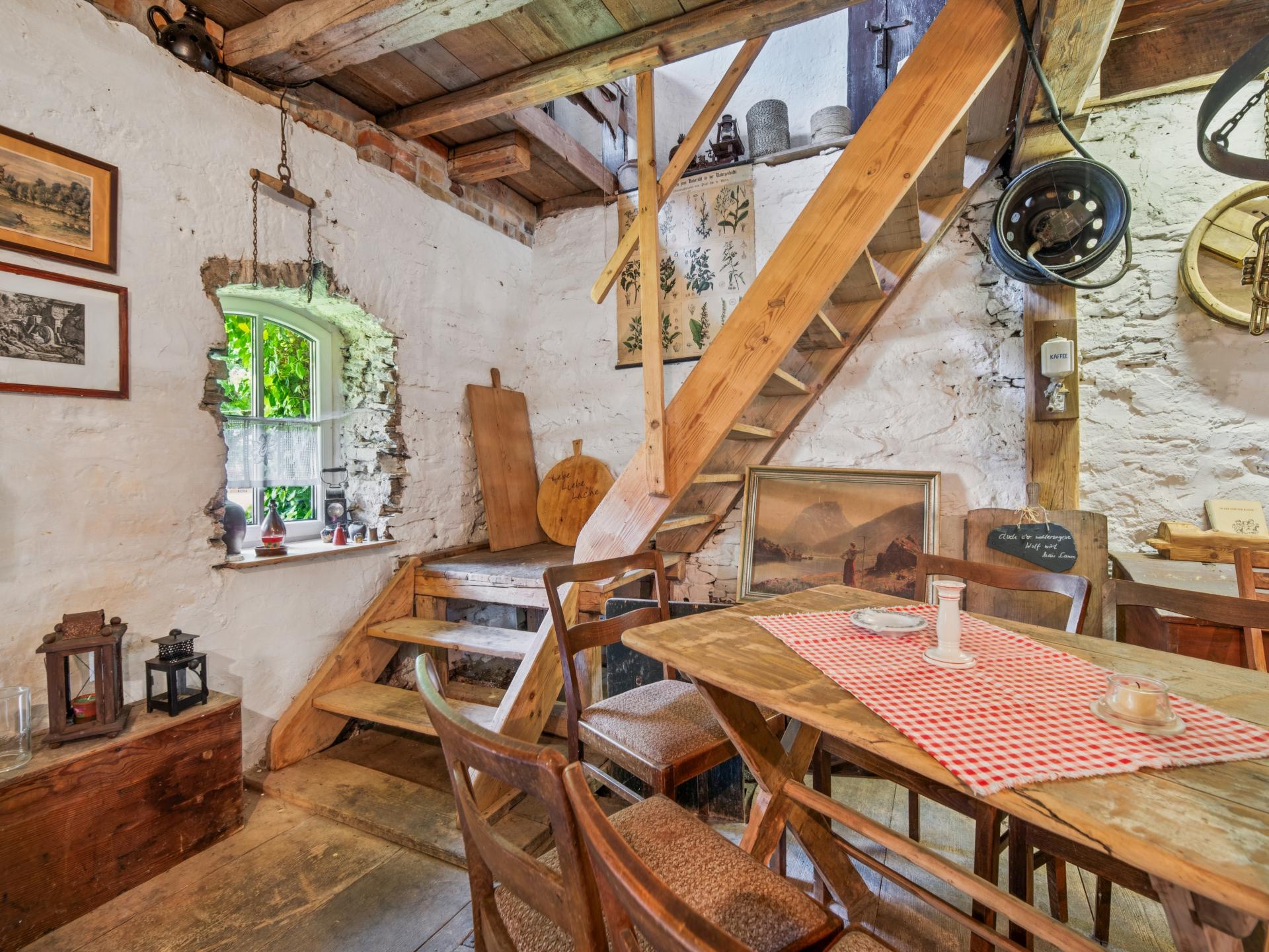 Rustiek huis op oude boerderij in de Zuid-Harz
