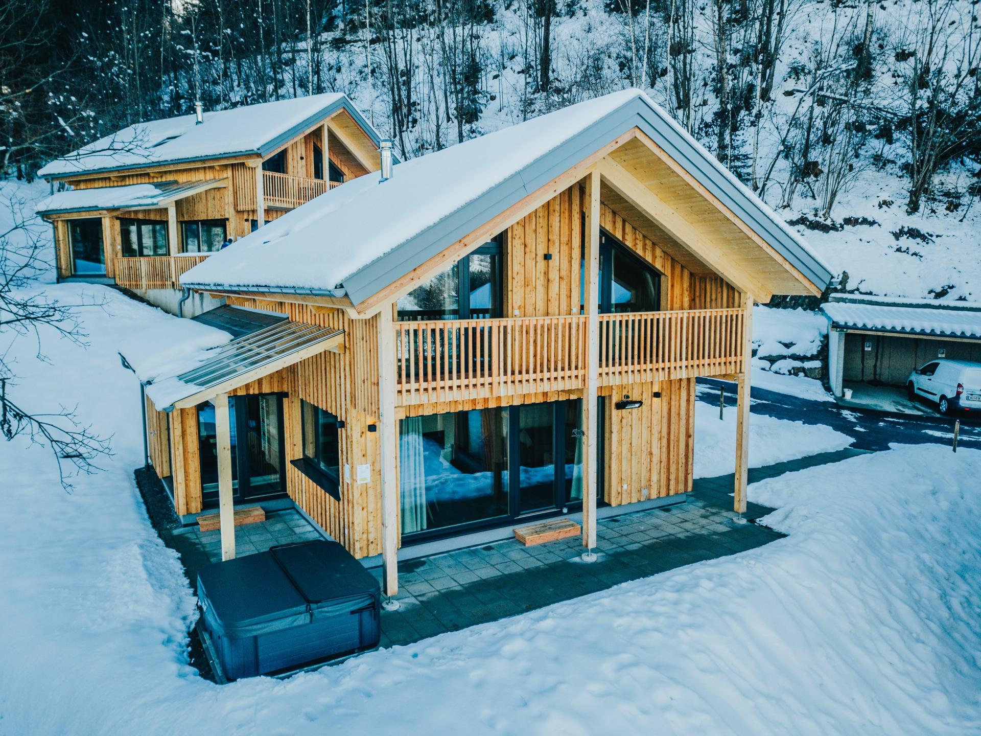 Chalet met sauna en whirlpool nabij skigebied