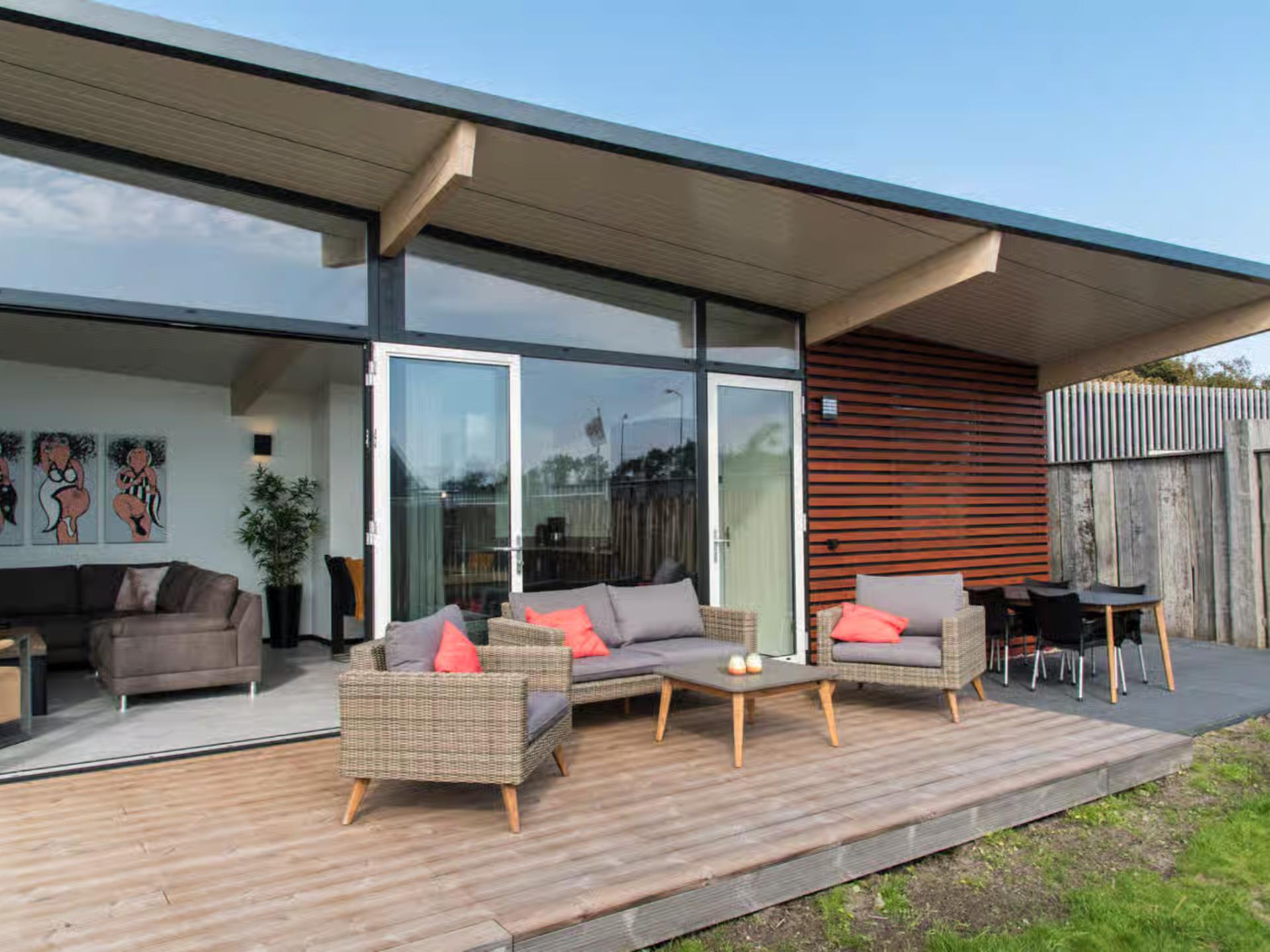 Luxe Beach lodge aan het strand