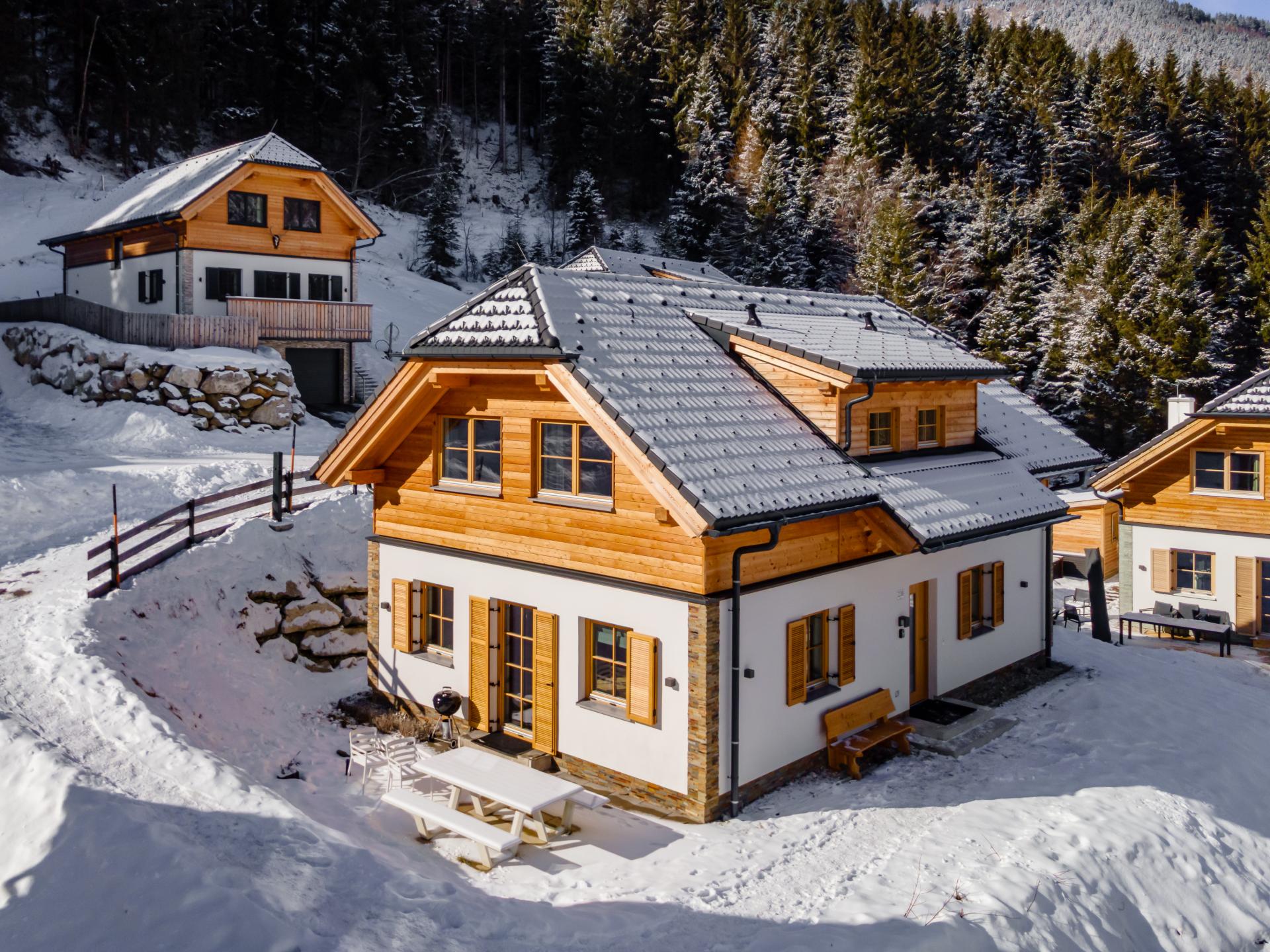 Chalet met luxe sauna en hottub nabij de skilift