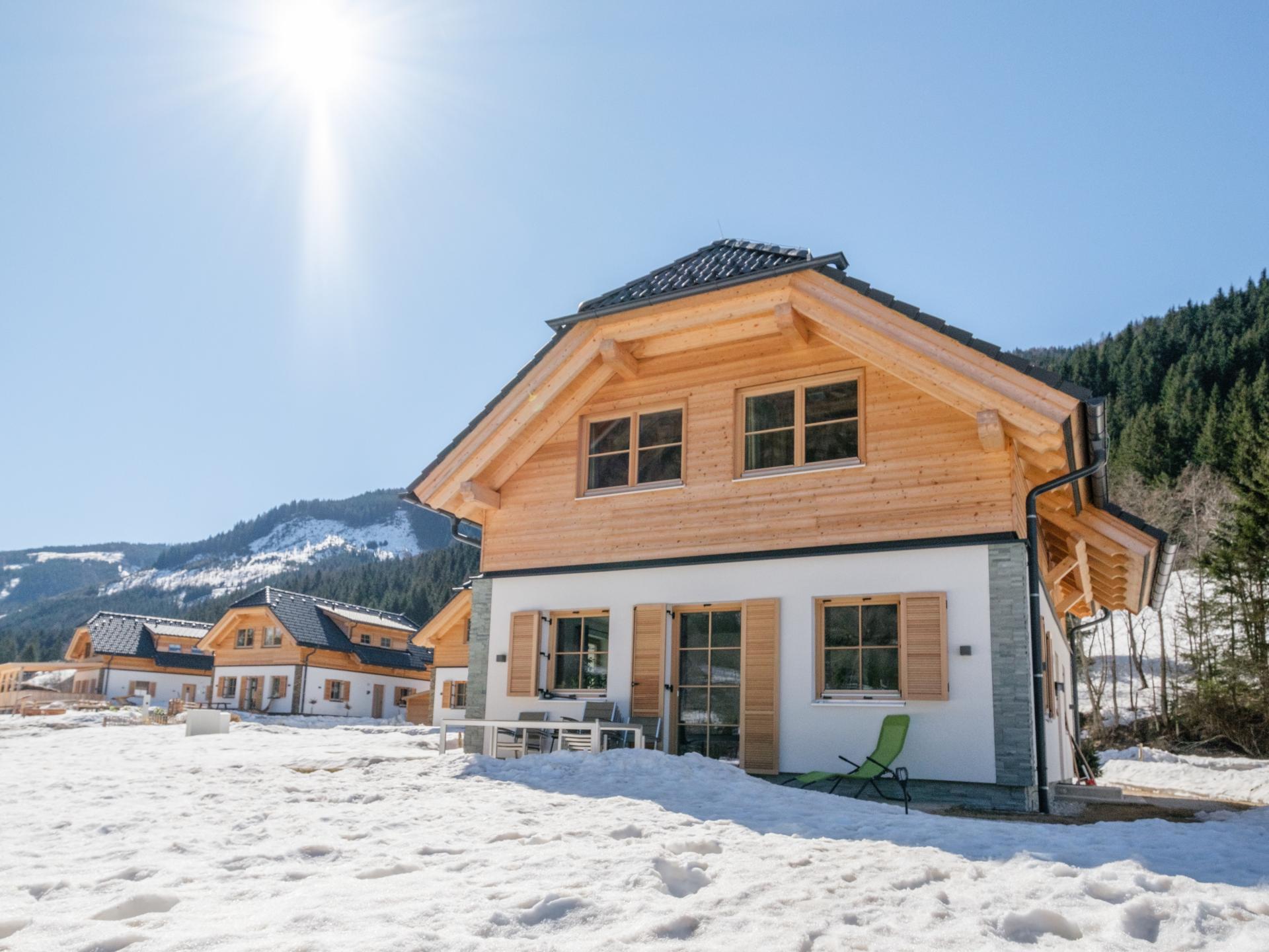 Vrijstaand chalet, Haus am Bach, met sauna nabij de skilift