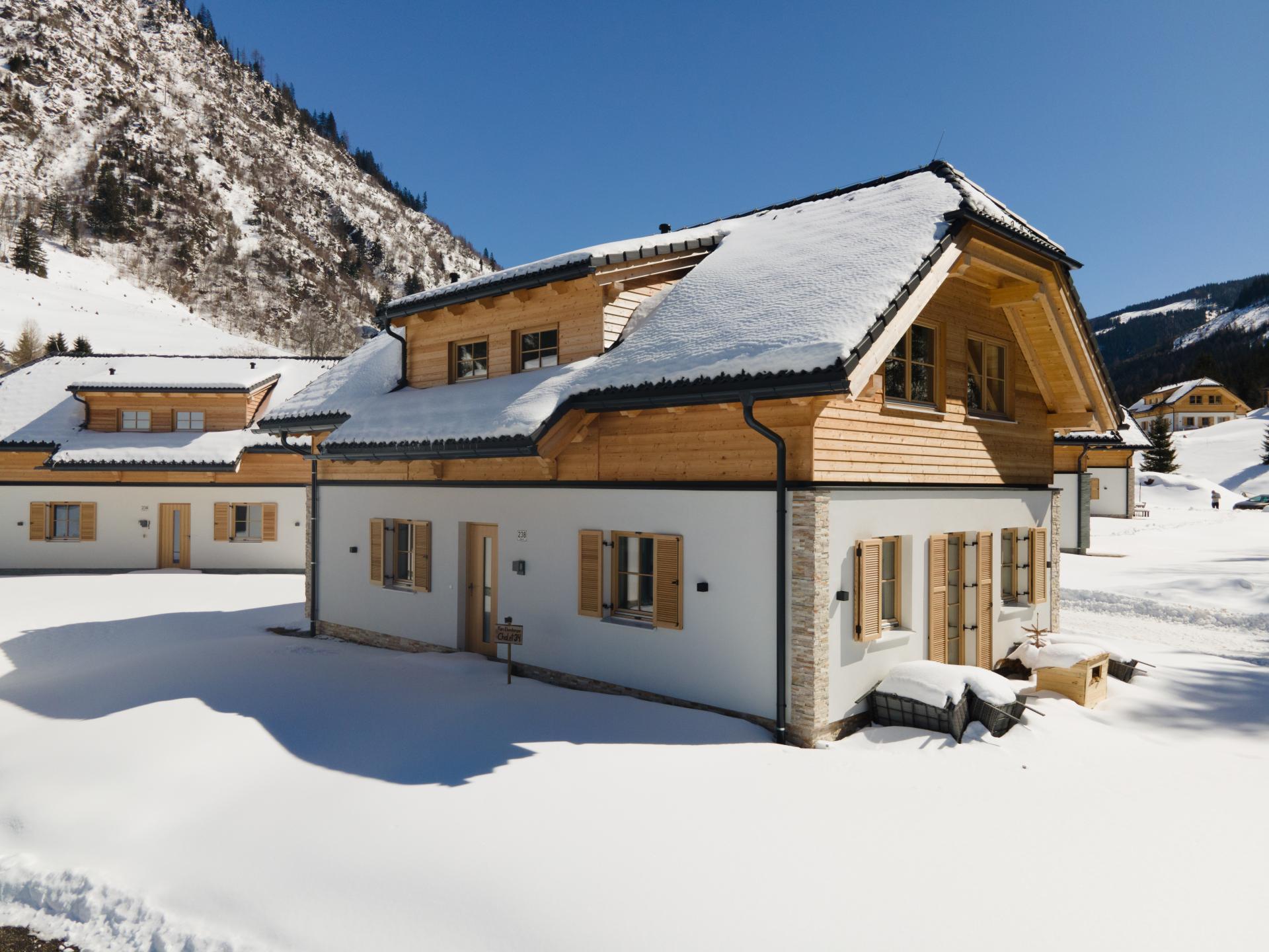 Chalet met sauna en hottub bij de skilift