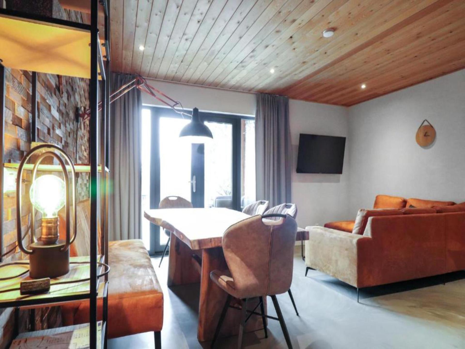 Royaal appartement in de Alpen bij een meer