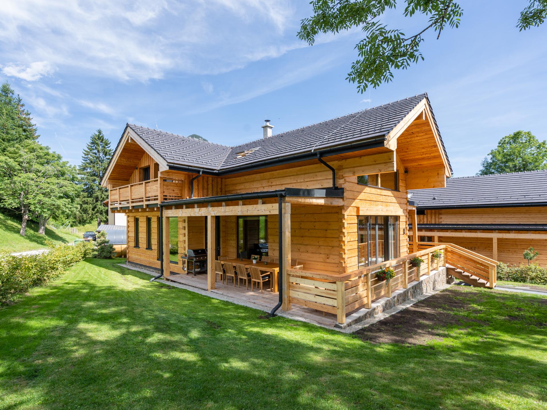 Luxe chalet met privésauna, groot terras en tuin