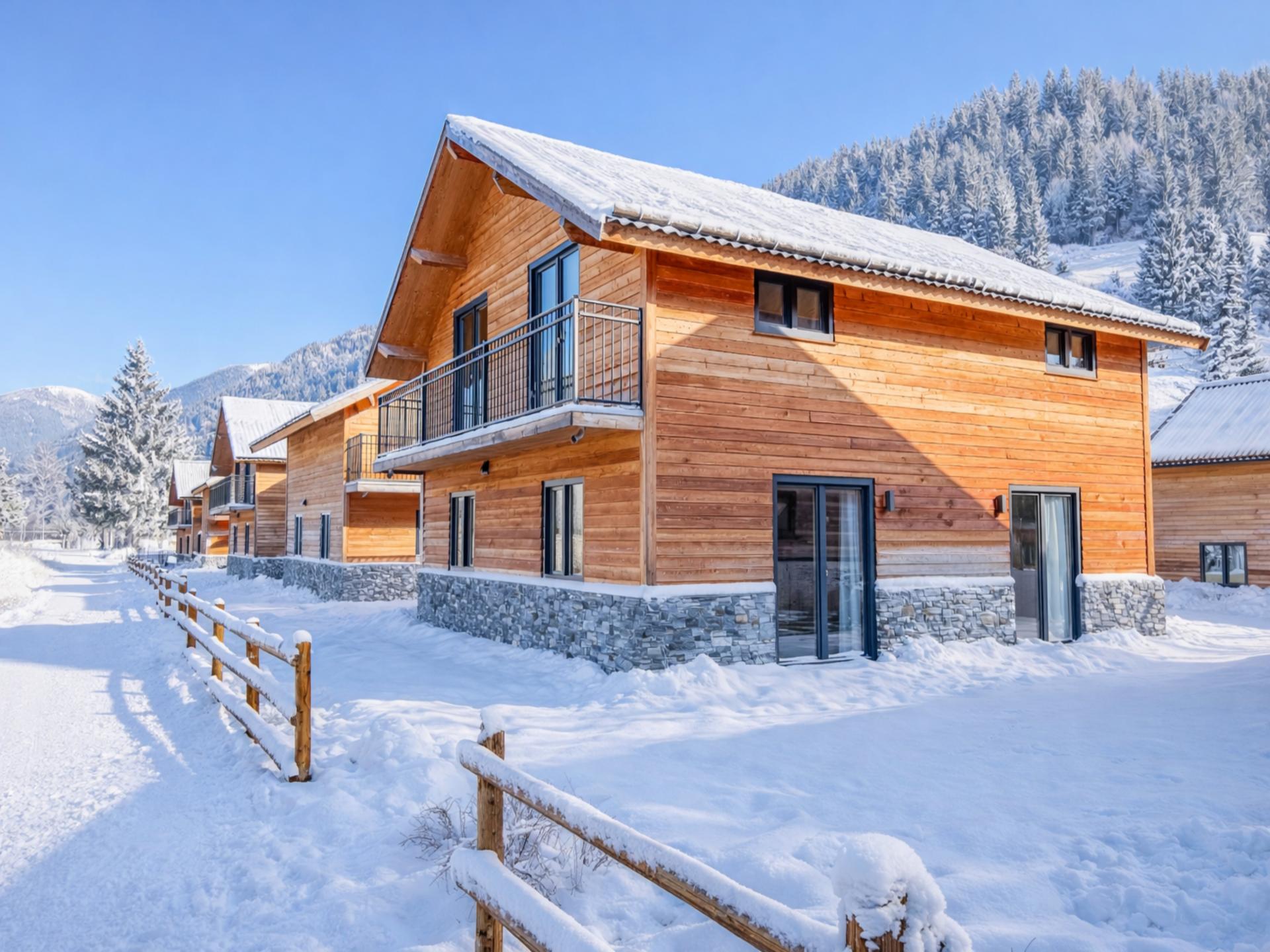 Stijlvol chalet met sauna aan een Alpenmeer