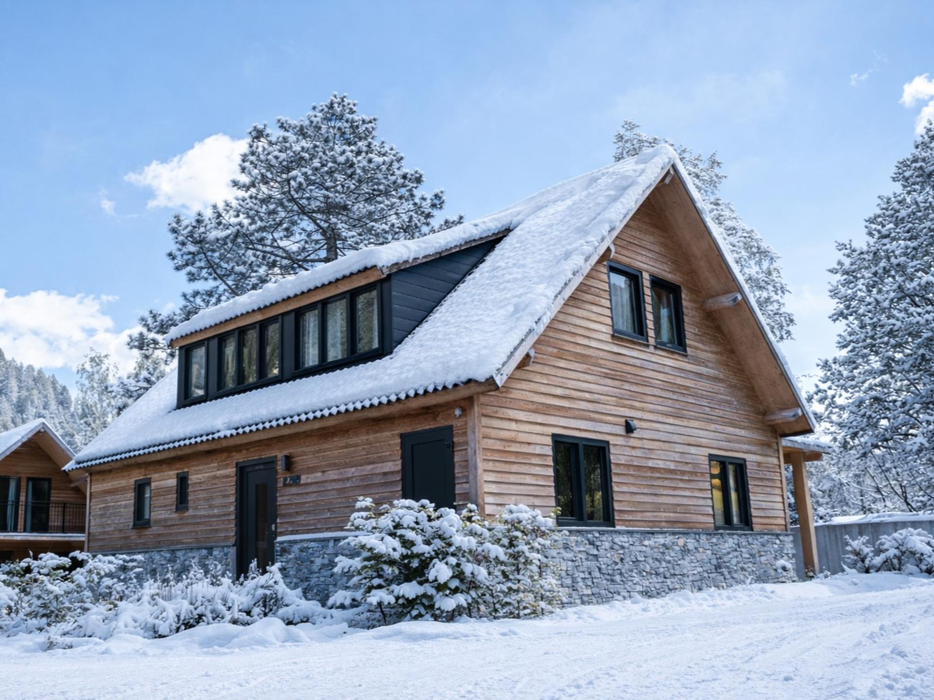 Modern chalet bij alpenmeer en skigebieden