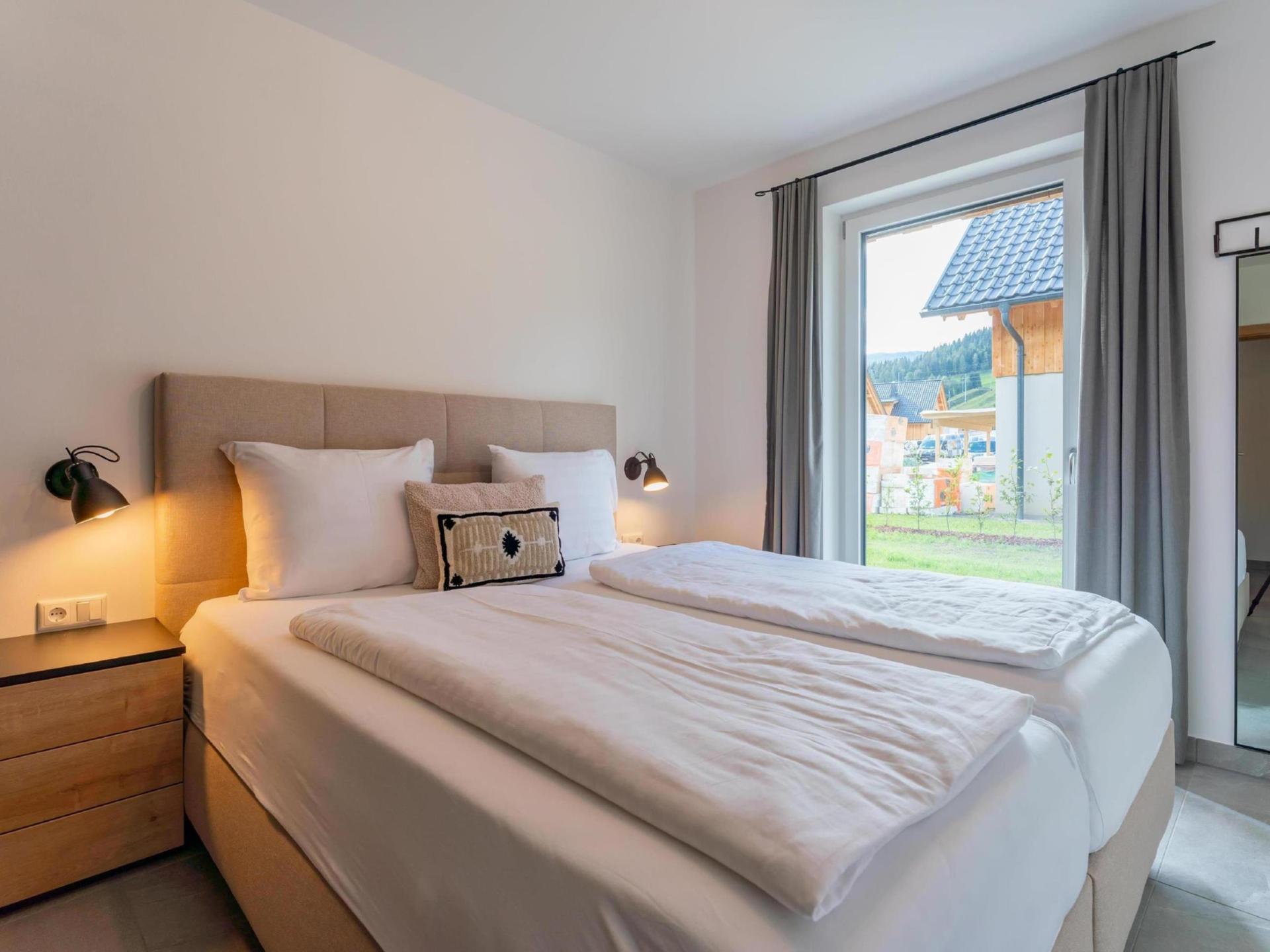 Luxe ski in-ski out chalet met sauna en balkon