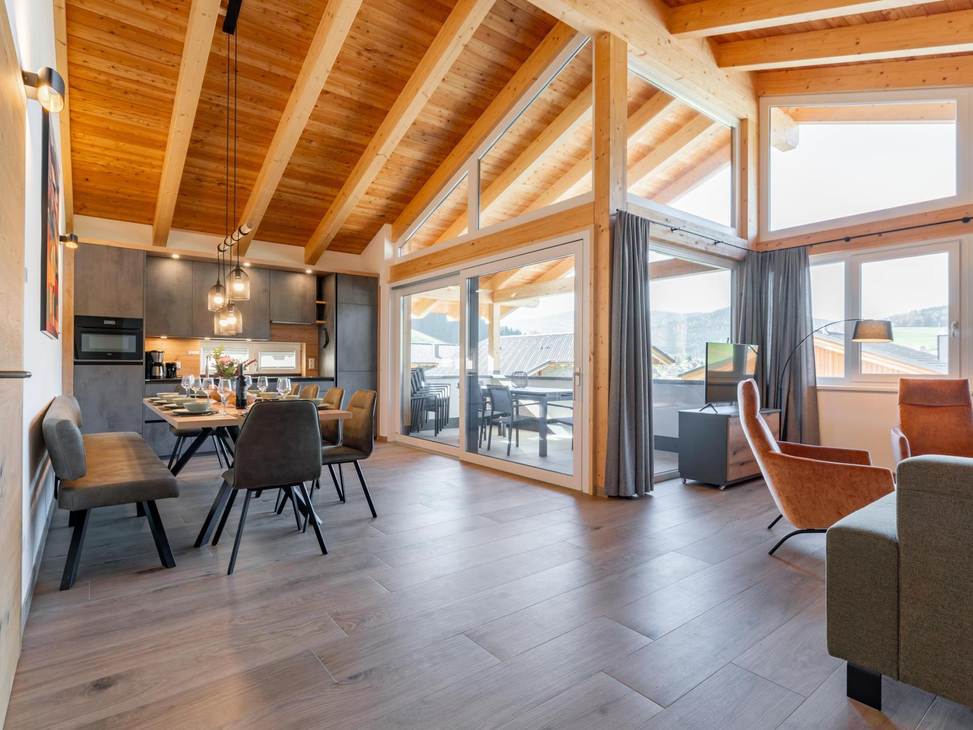 Prachtig zeer ruim chalet met sauna en hottub