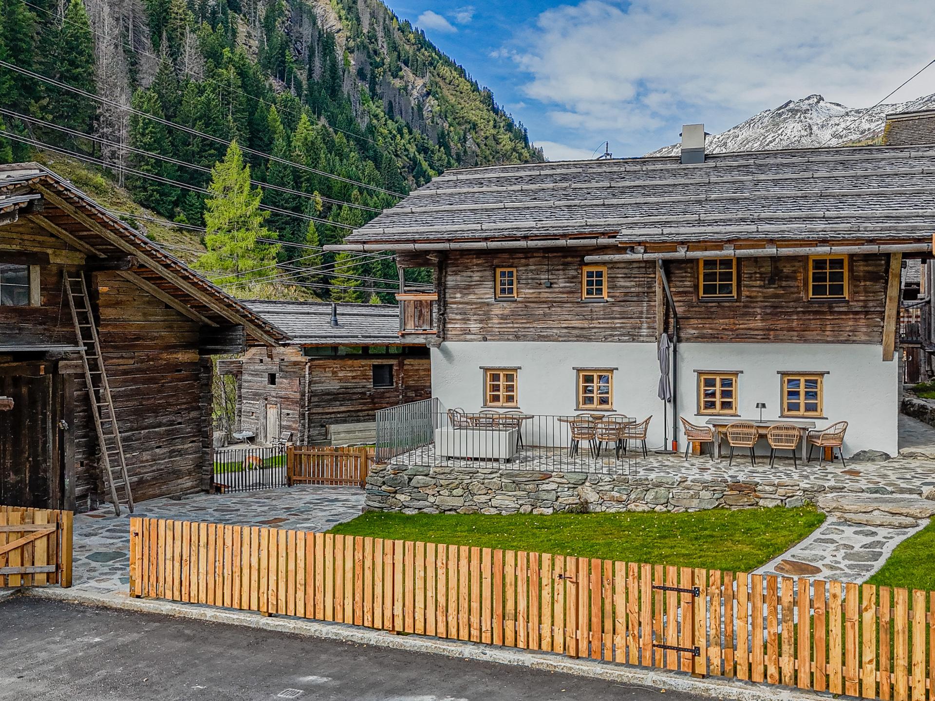 Gezellig chalet met balkon en terras