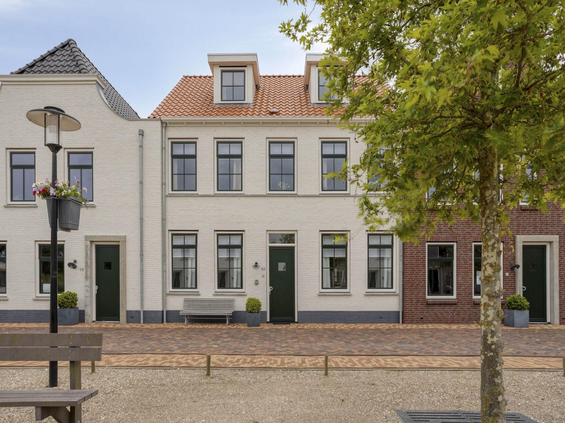 Heerlijke villa met sauna, spabad, serre en tuin