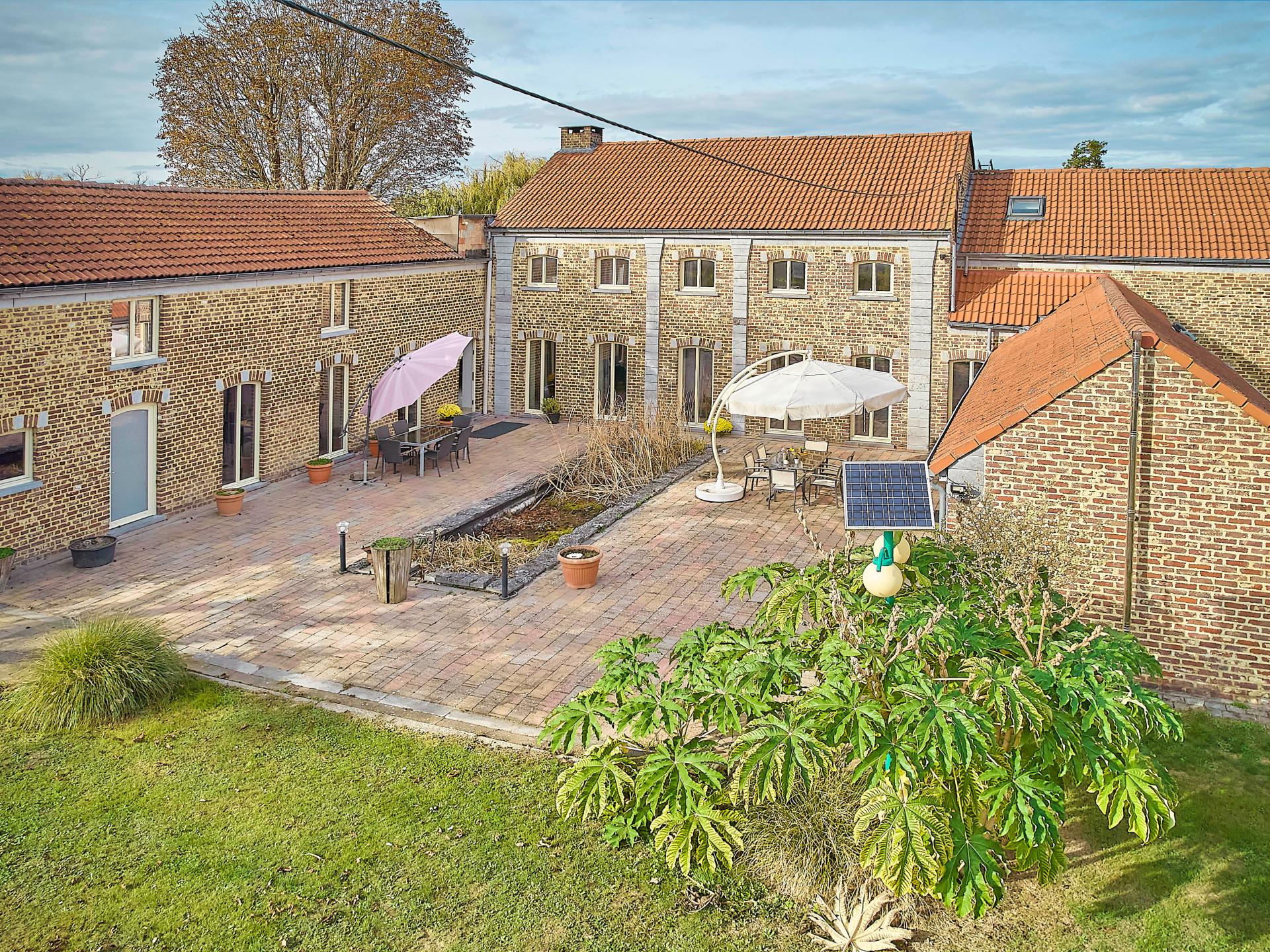 Ruim gekoppelde vakantiewoningen met terras