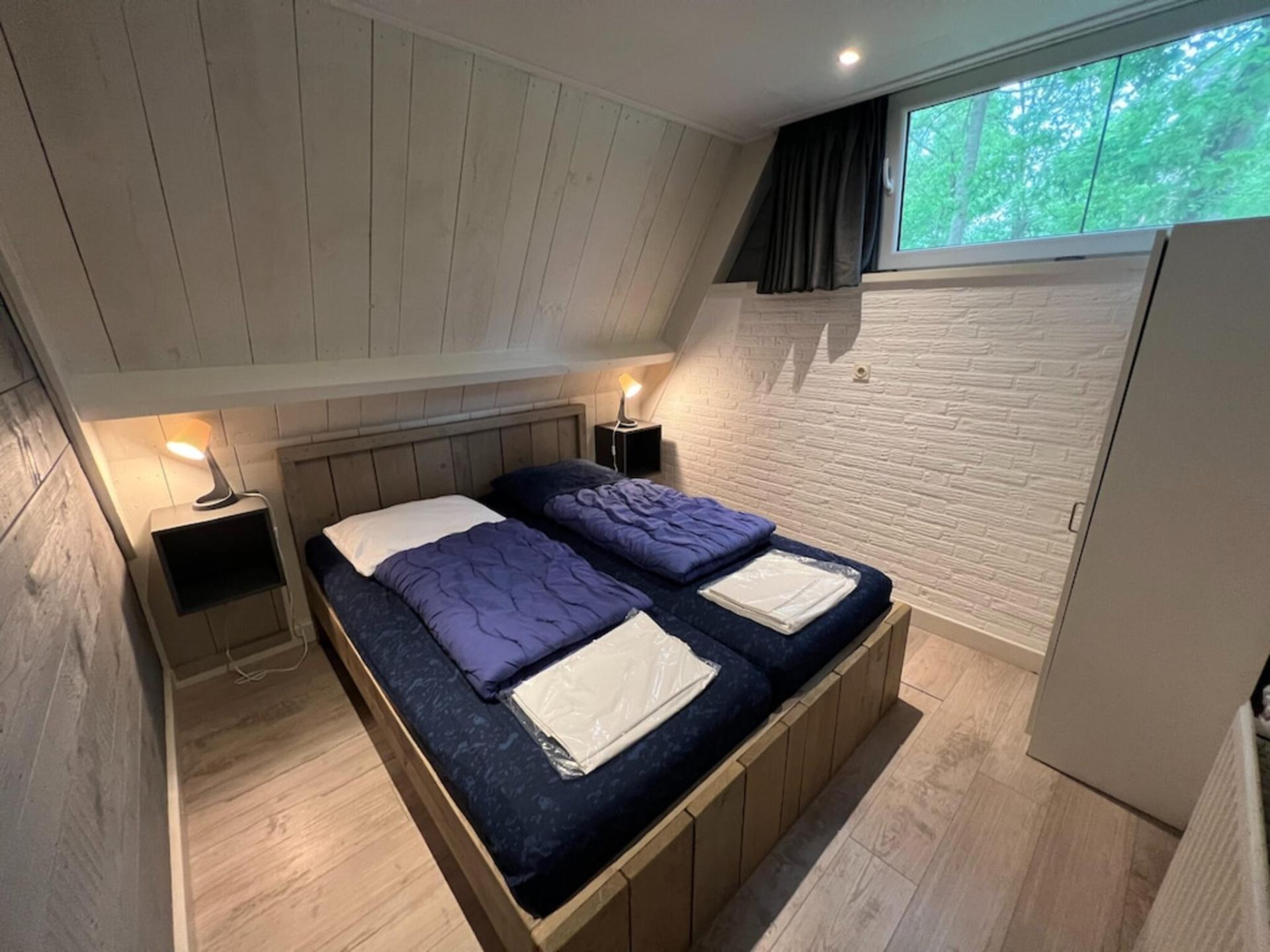 Fijne familie bungalow op natuurpark in het bos