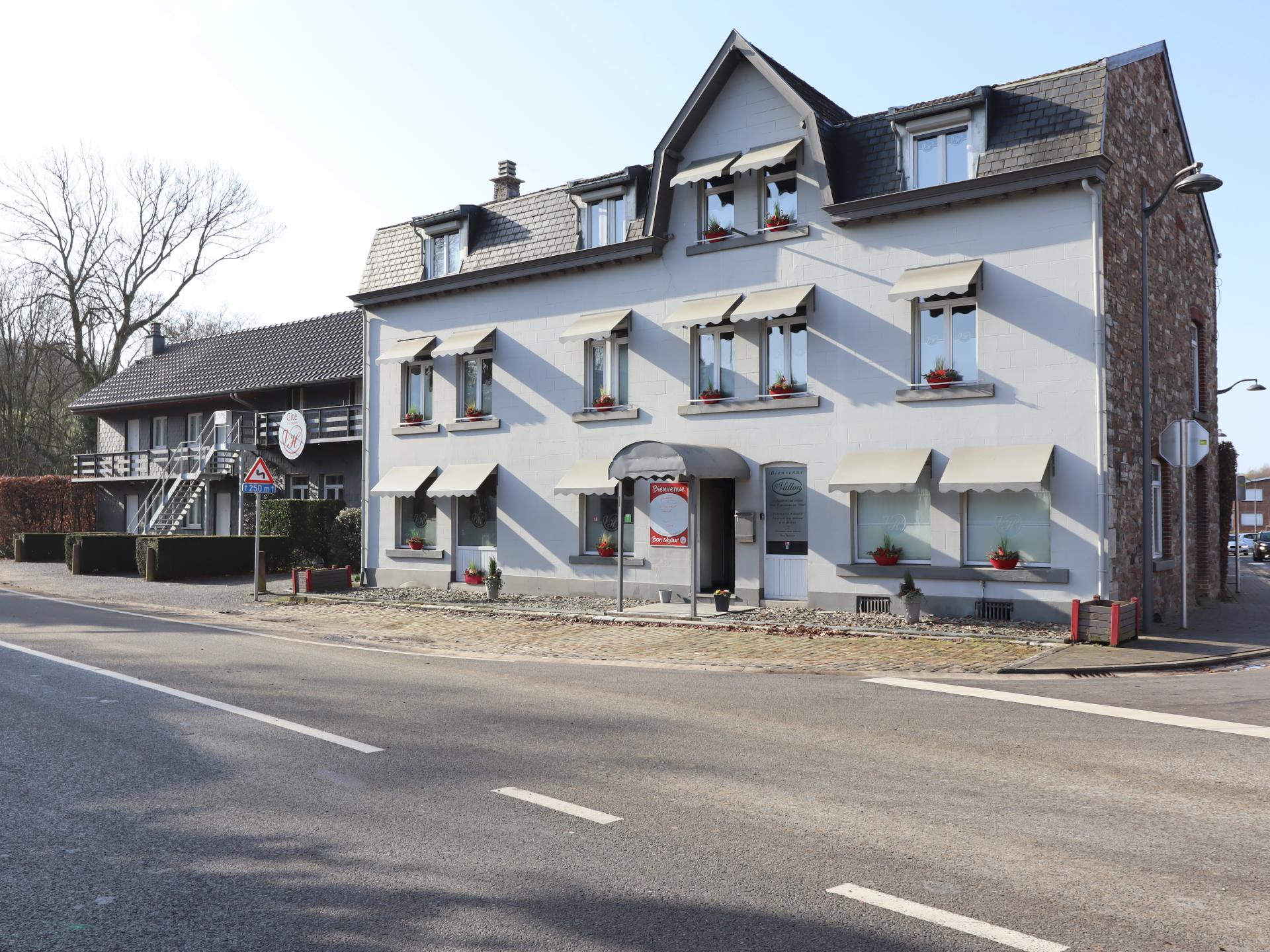 Gezellig voormalig hotel met pooltafel & kicker