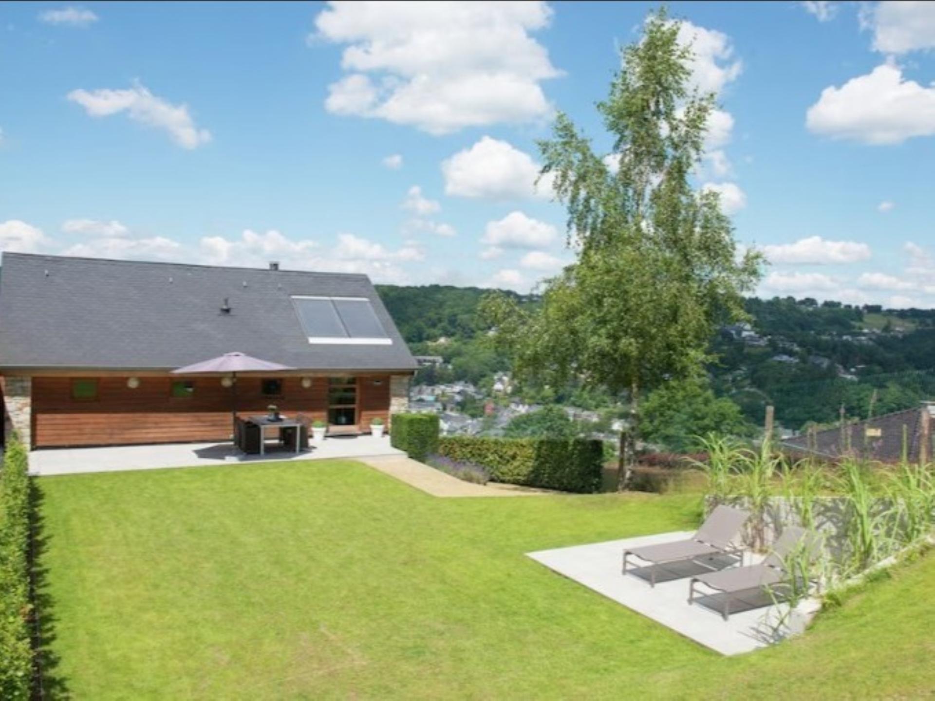Gite met bubbelbad, sauna en prachtig uitzicht