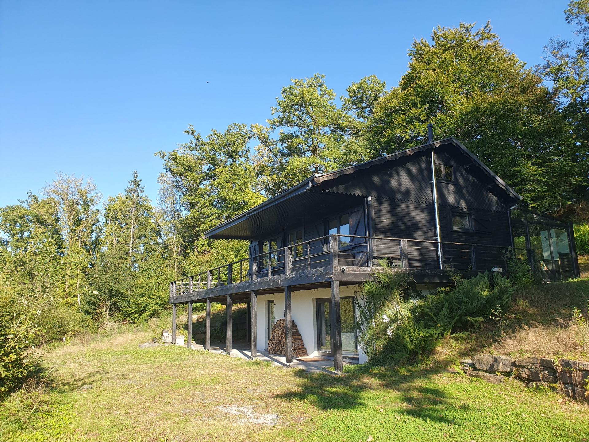 Schitterend chalet met pooltafel bij de Semois
