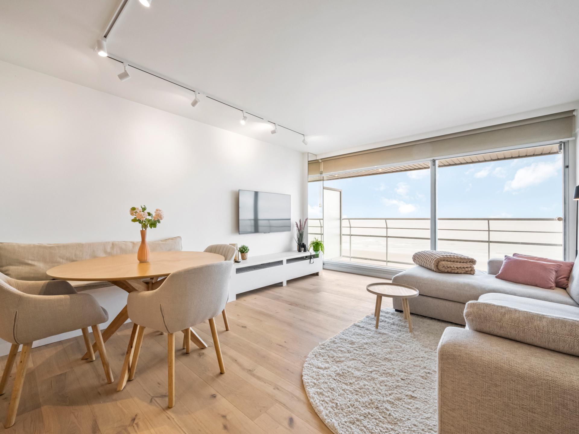 Luxe Zeezicht Appartement