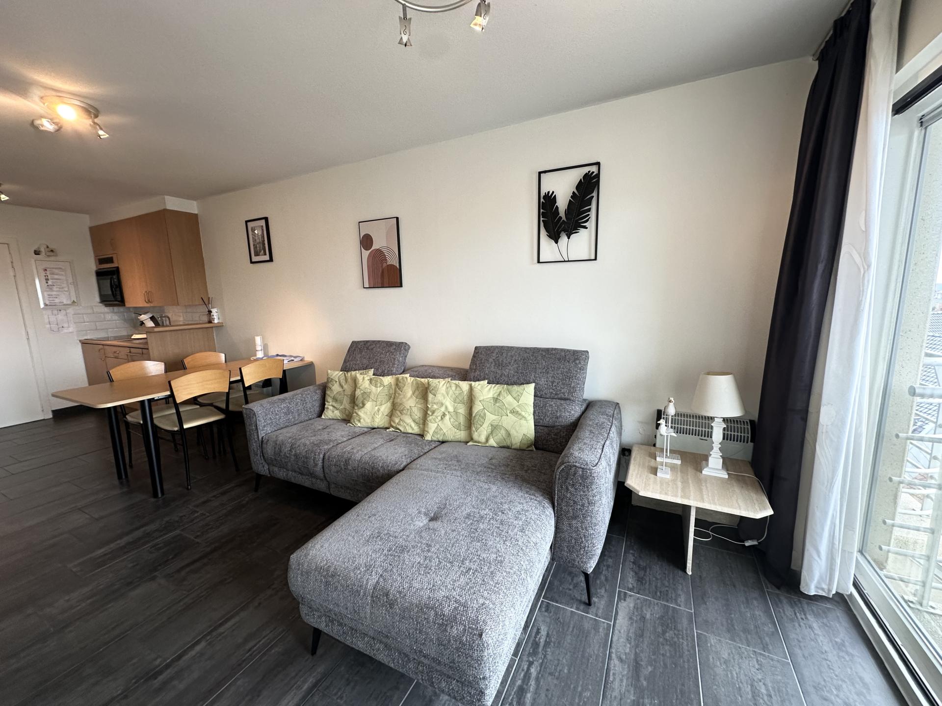 Zonnig appartement met zeezicht