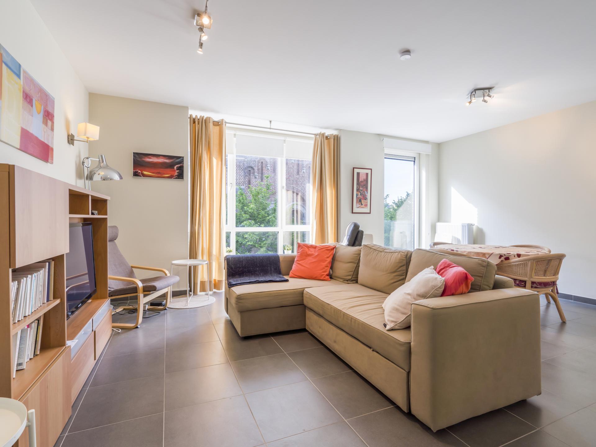 Ruim appartement met terras