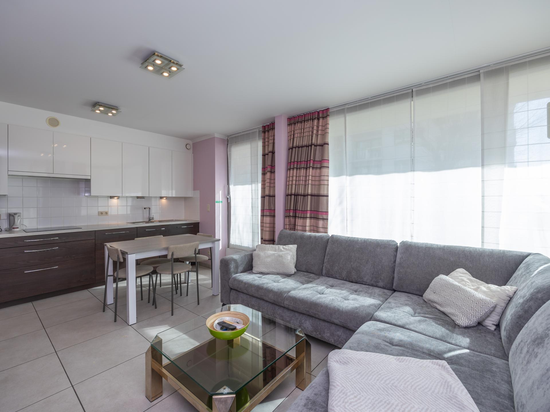 Hoekappartement op wandelafstand van het strand