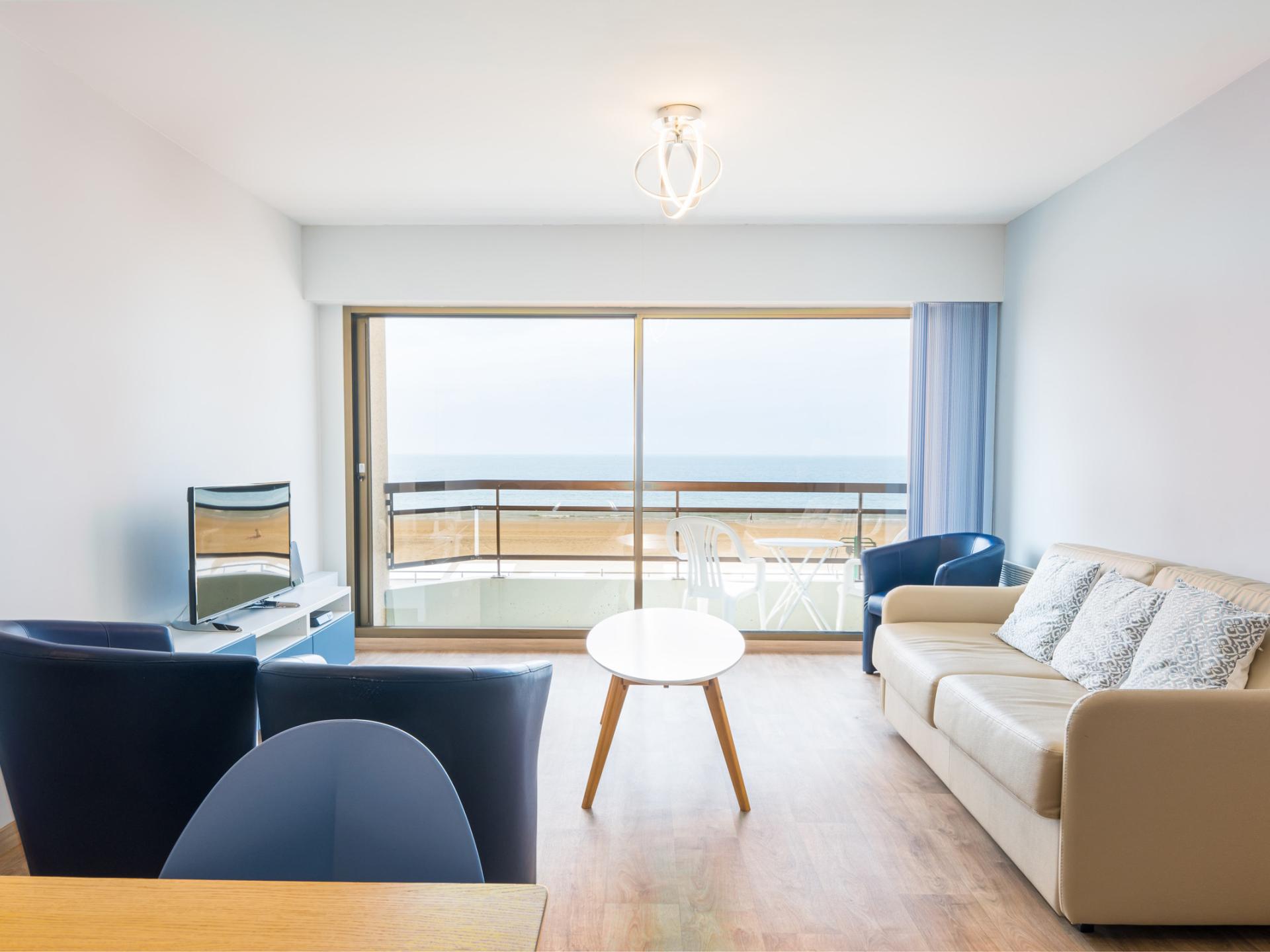 Modern appartement met frontaal zeezicht