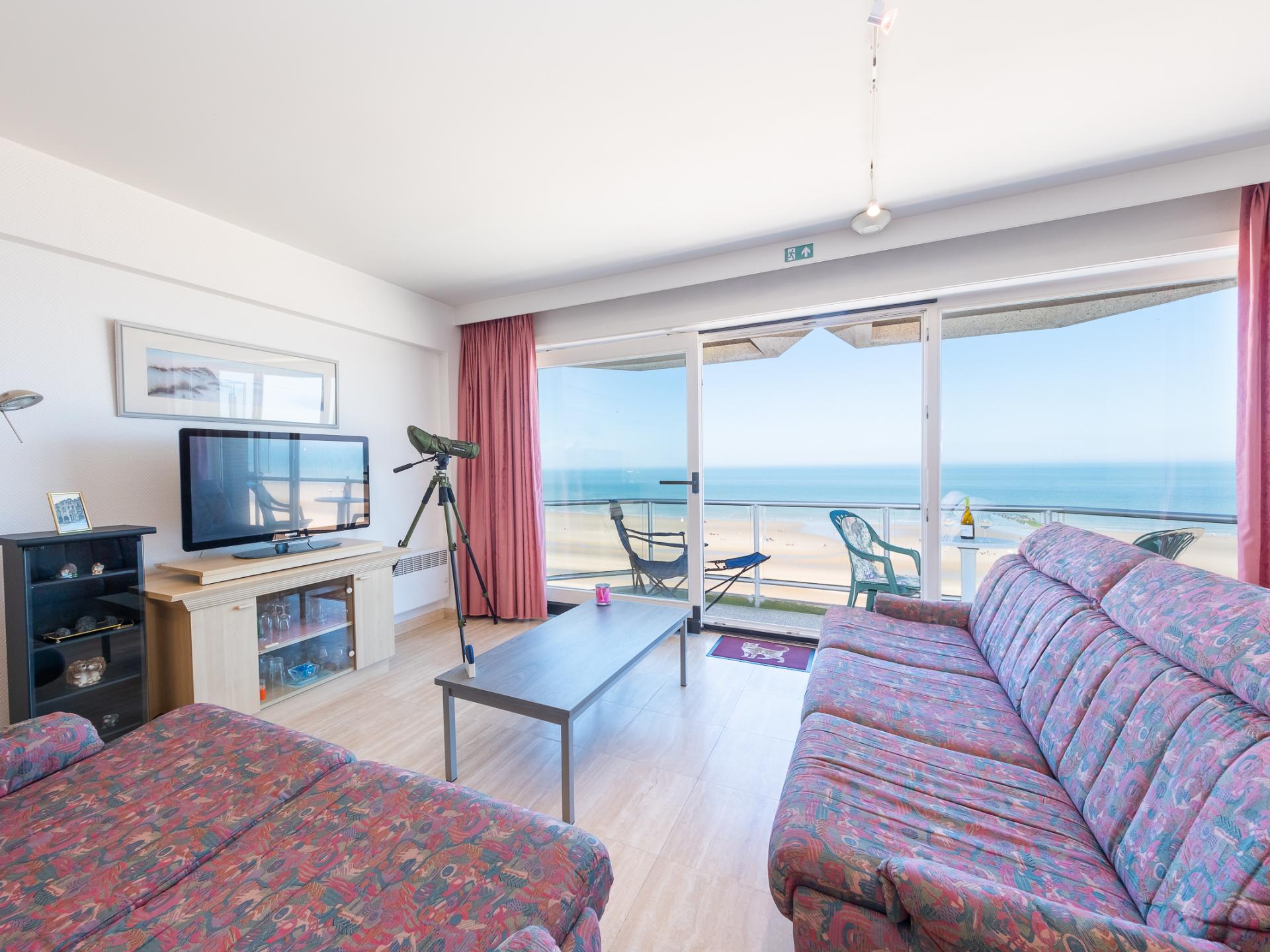 Lichtrijk appartement met zicht op zee