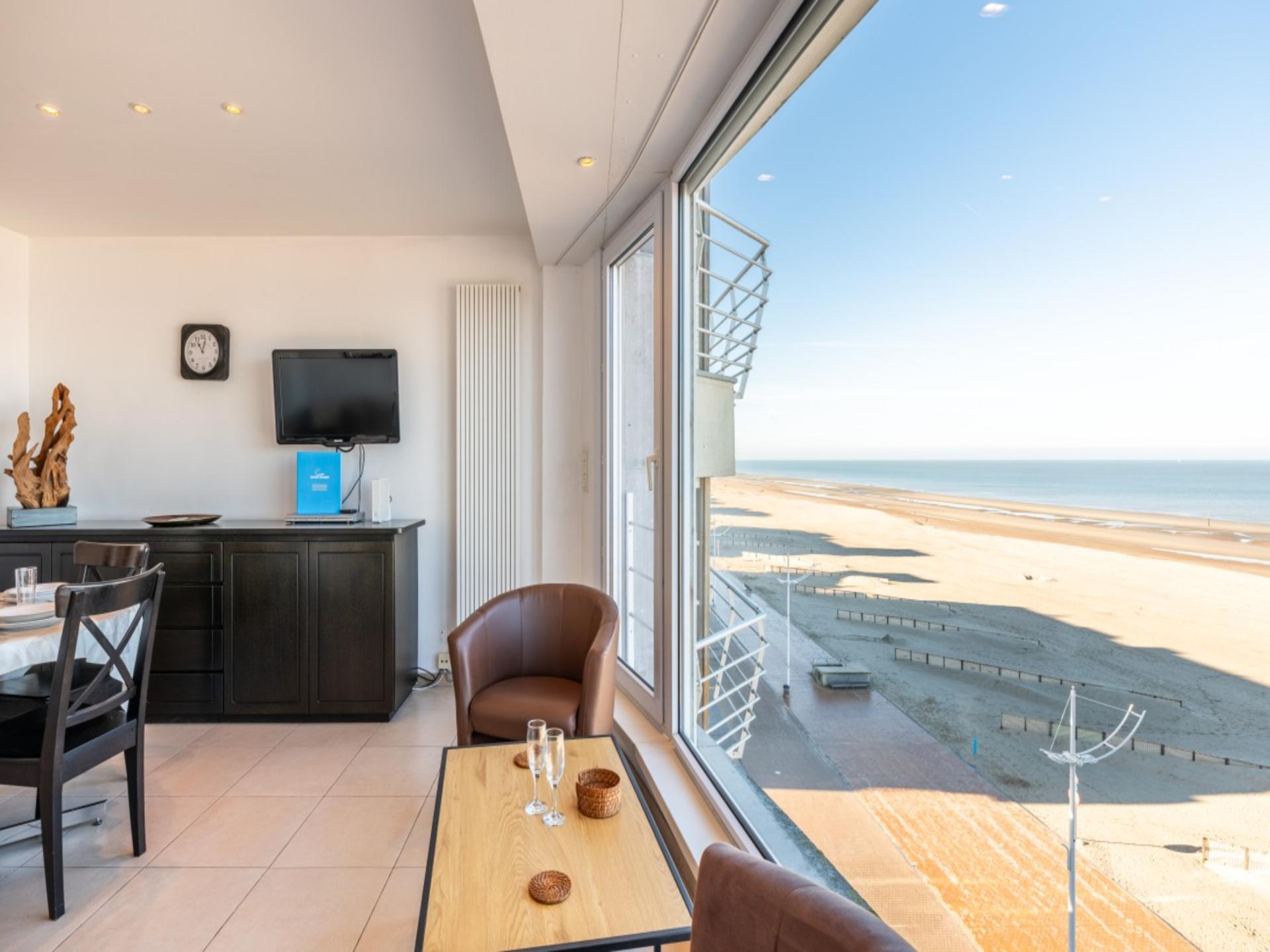 Gerenoveerd appartement met zeezicht