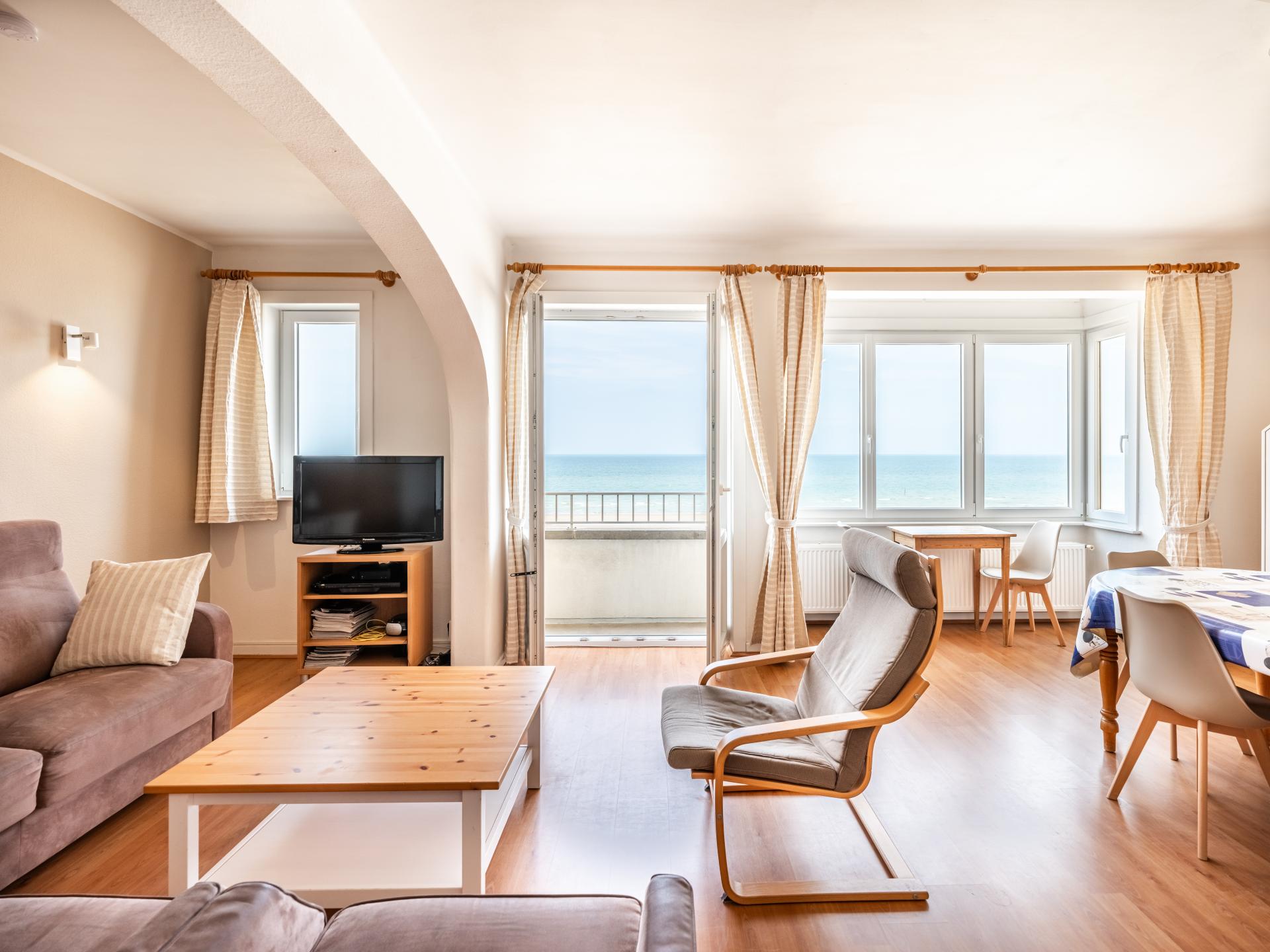 Ruim familie appartement met zeezicht