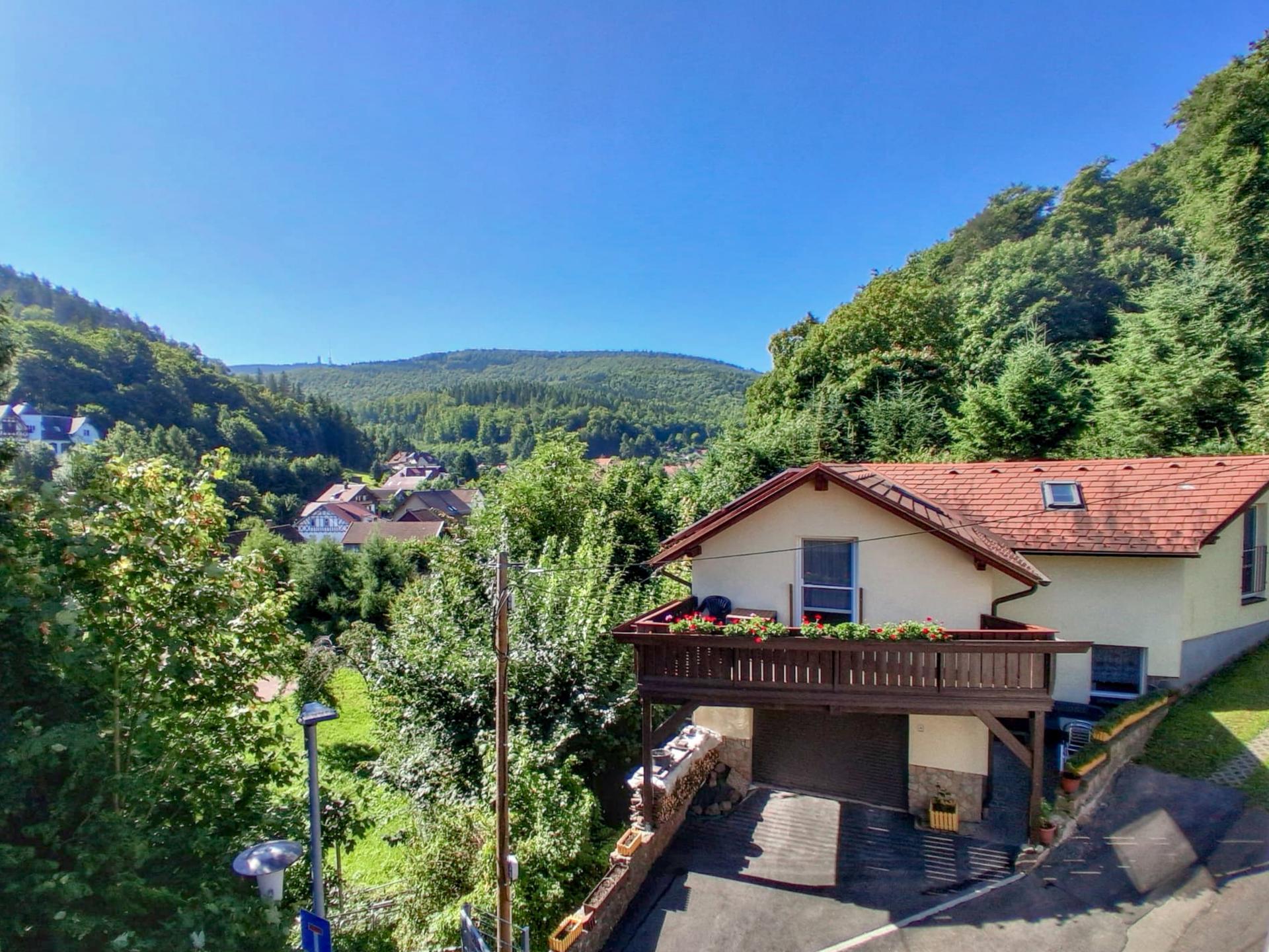 Vakantiehuis aan de Rennsteig met mooi uitzicht