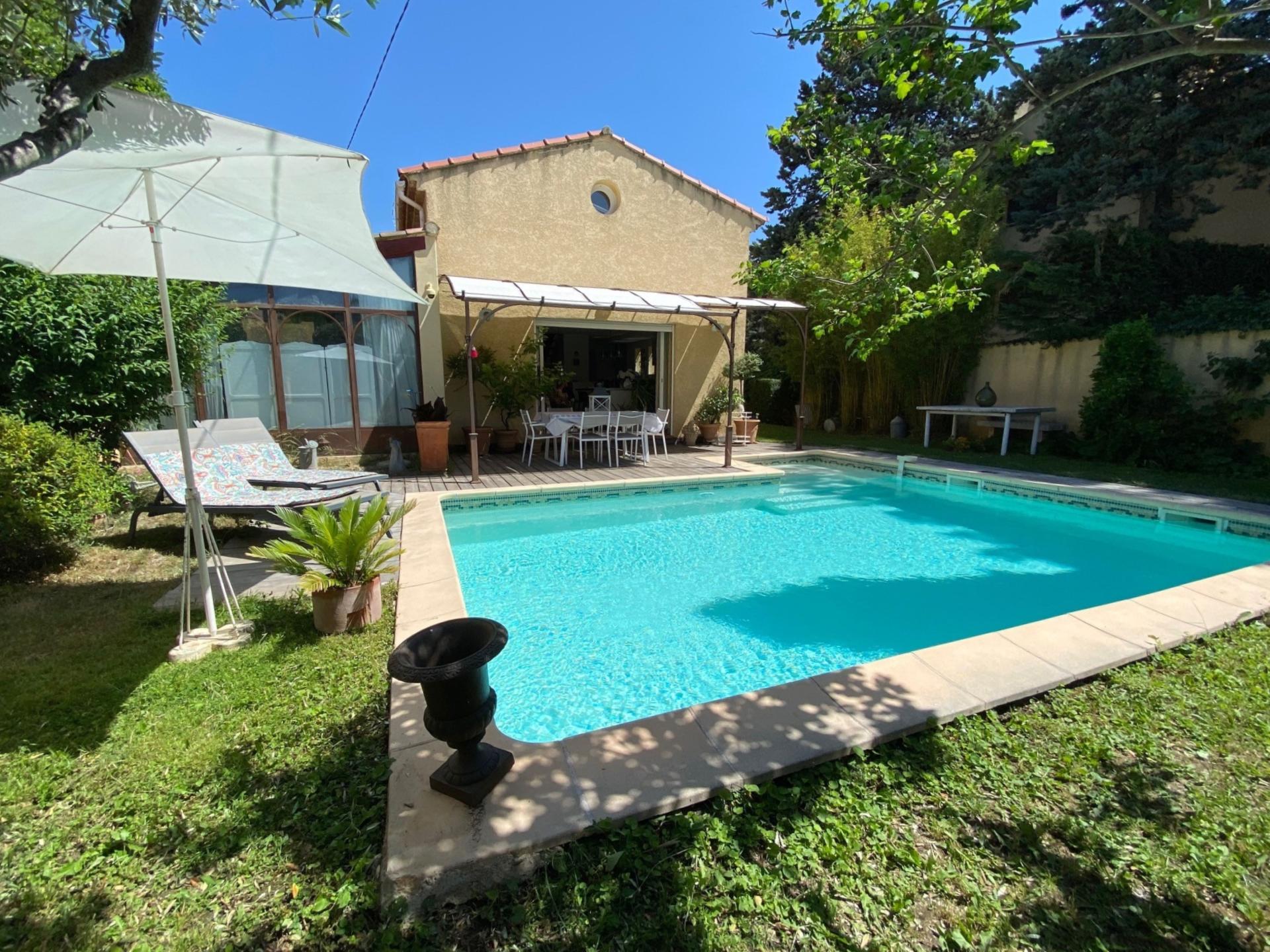 Villa met zwembad en airco in Aix-en-Provence