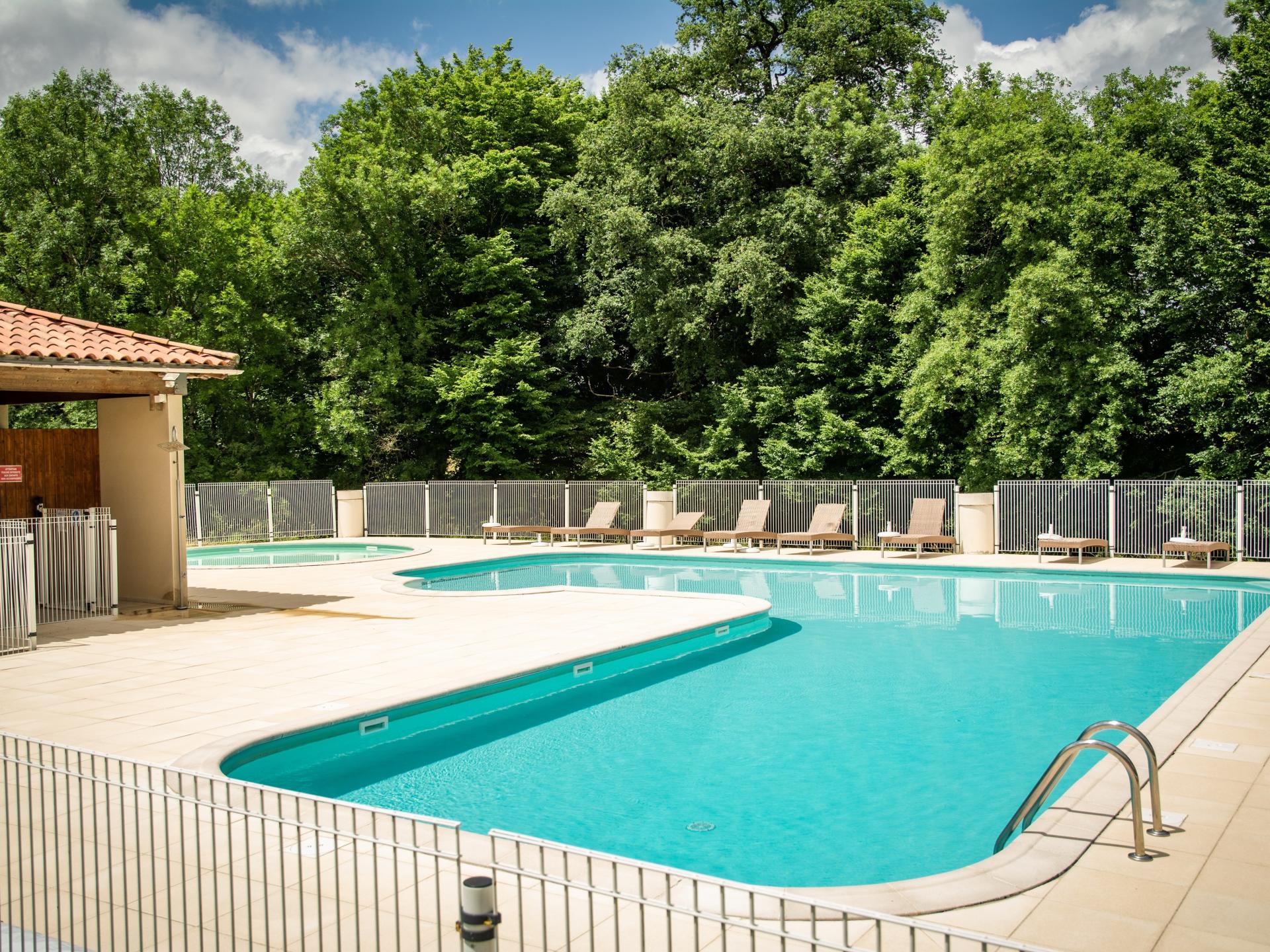 Modern huis op klein vakantiepark met zwembad