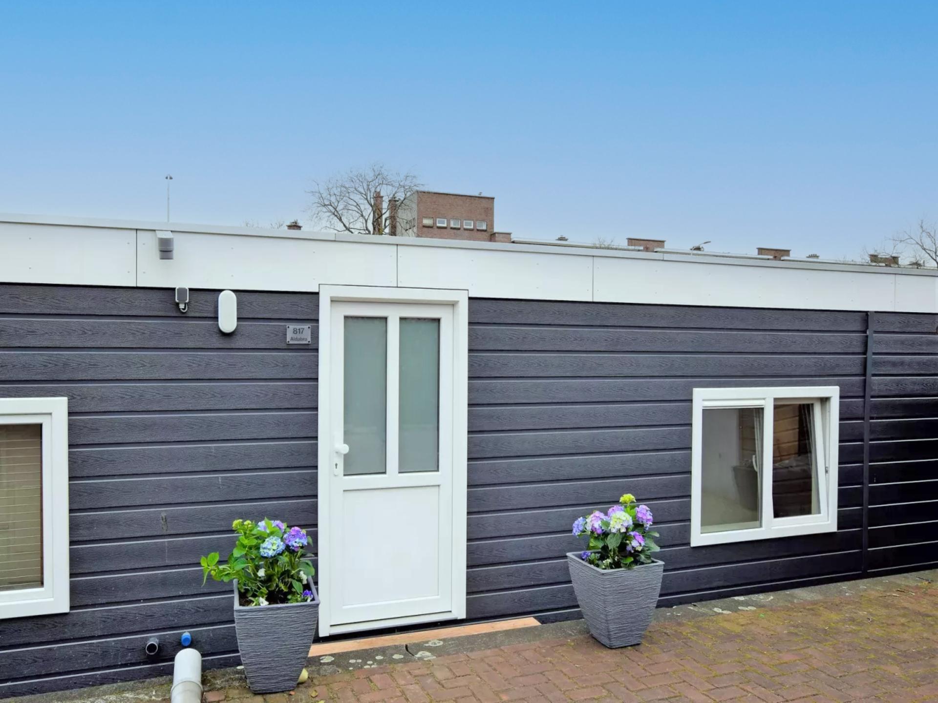 Luxe woonboot in Den Haag centrum