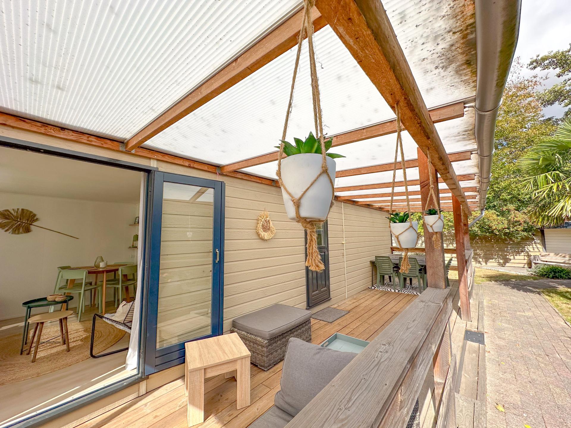 Sfeervol chalet met ruime eigen tuin en veranda