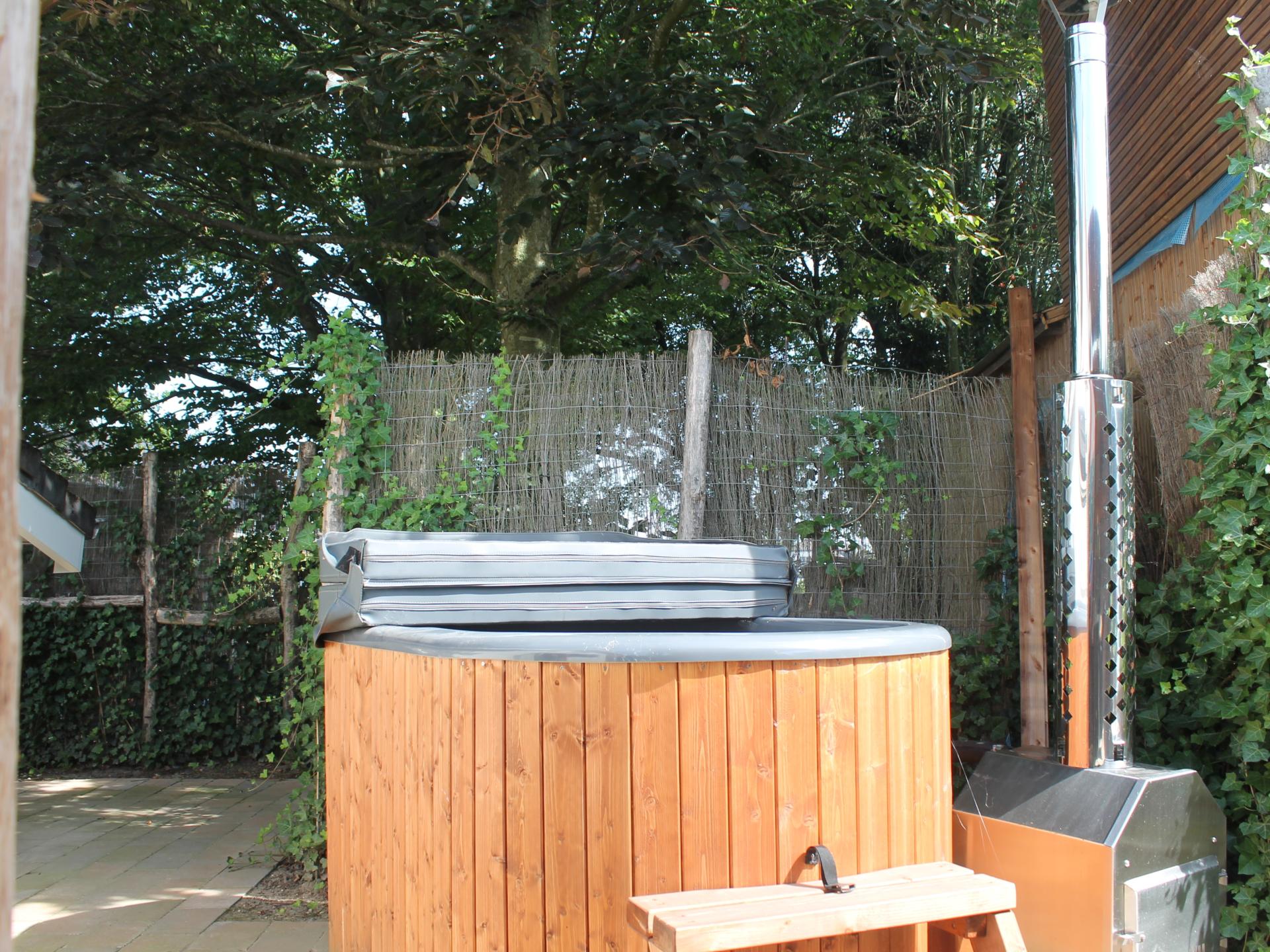 Knusse woning met privéterras en hottub