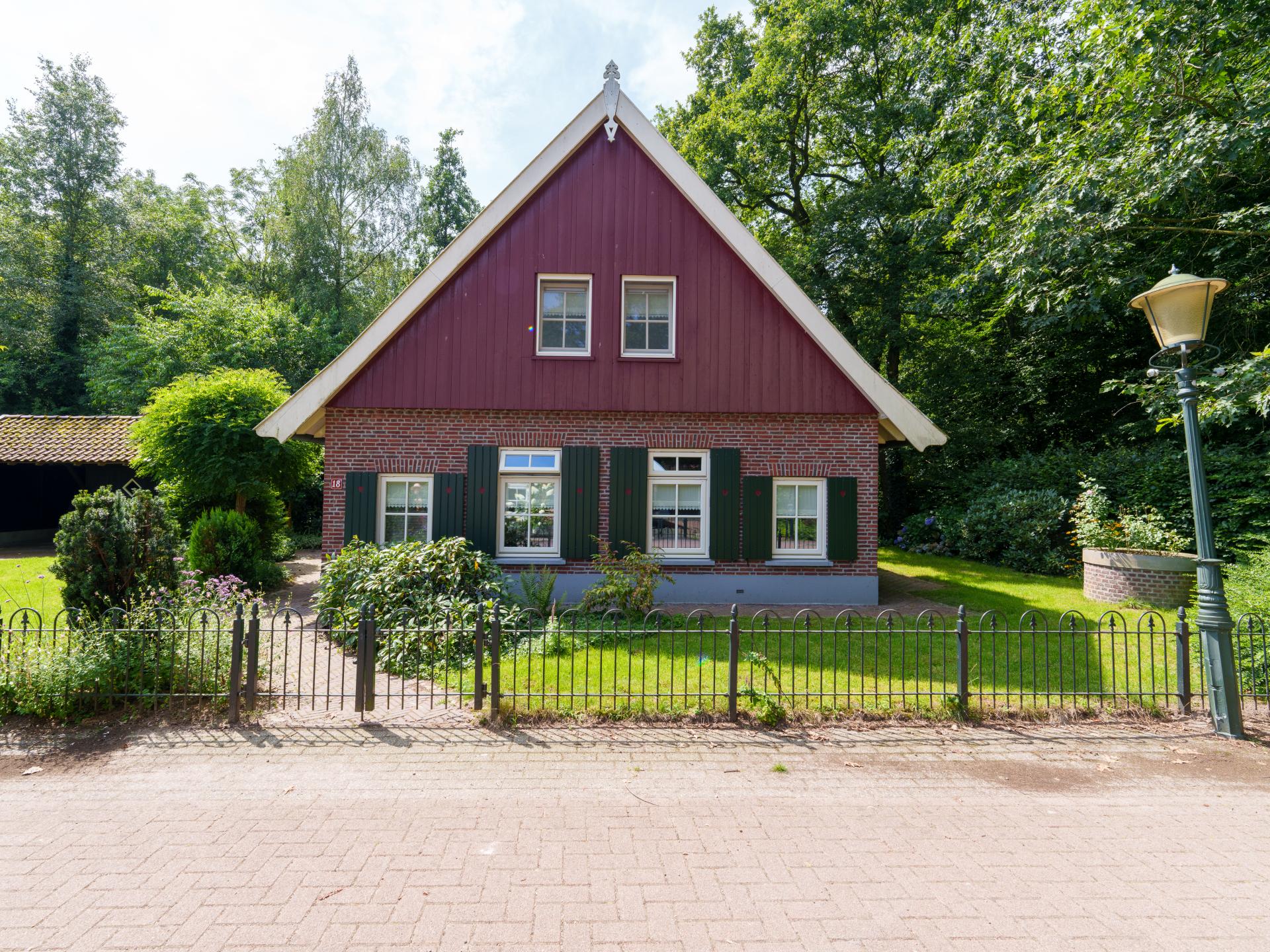 Mooie moderne vakantiewoning met sauna